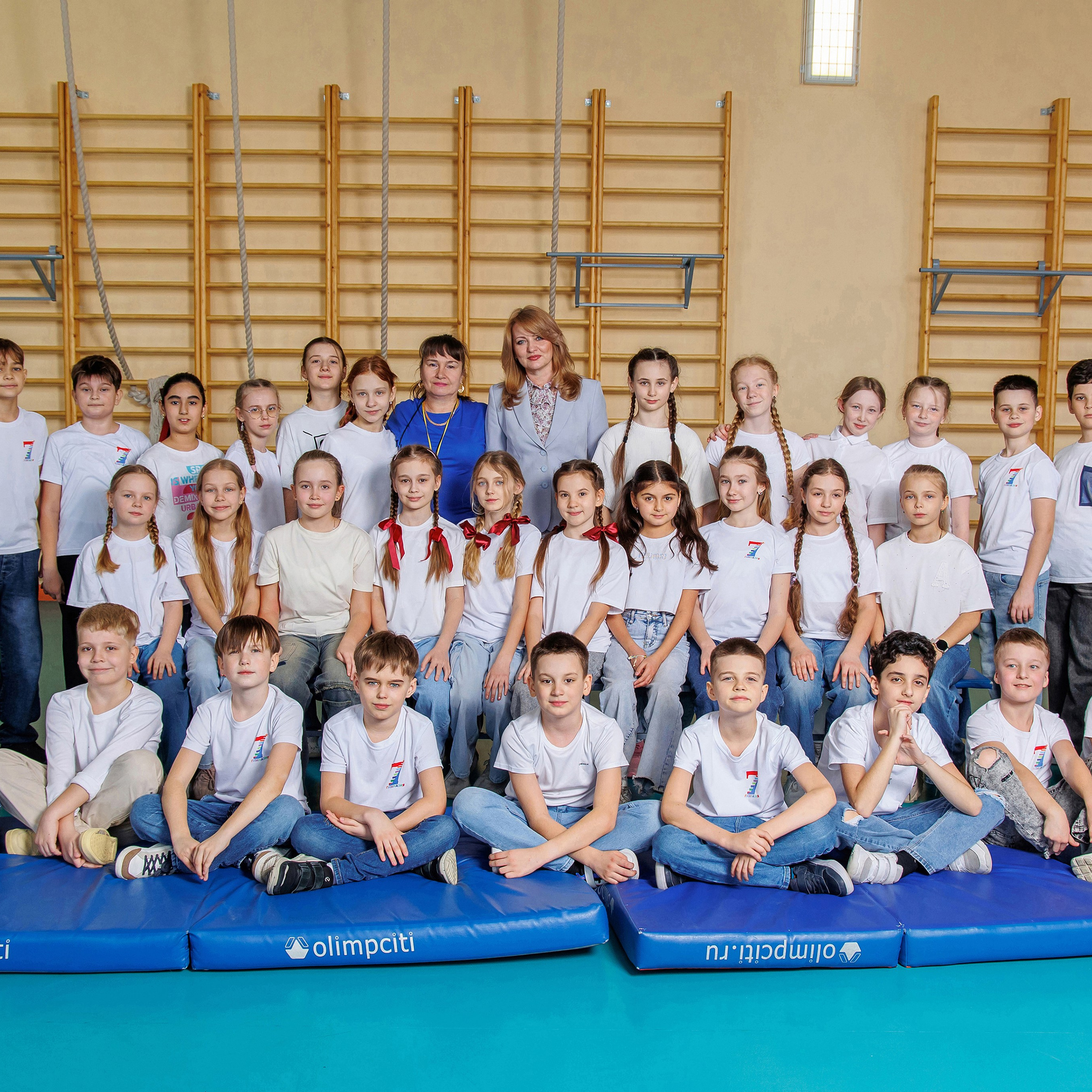 Варианты дизайна для 1-4 классов. Школьный фотограф Саратов Золотарь Ольга