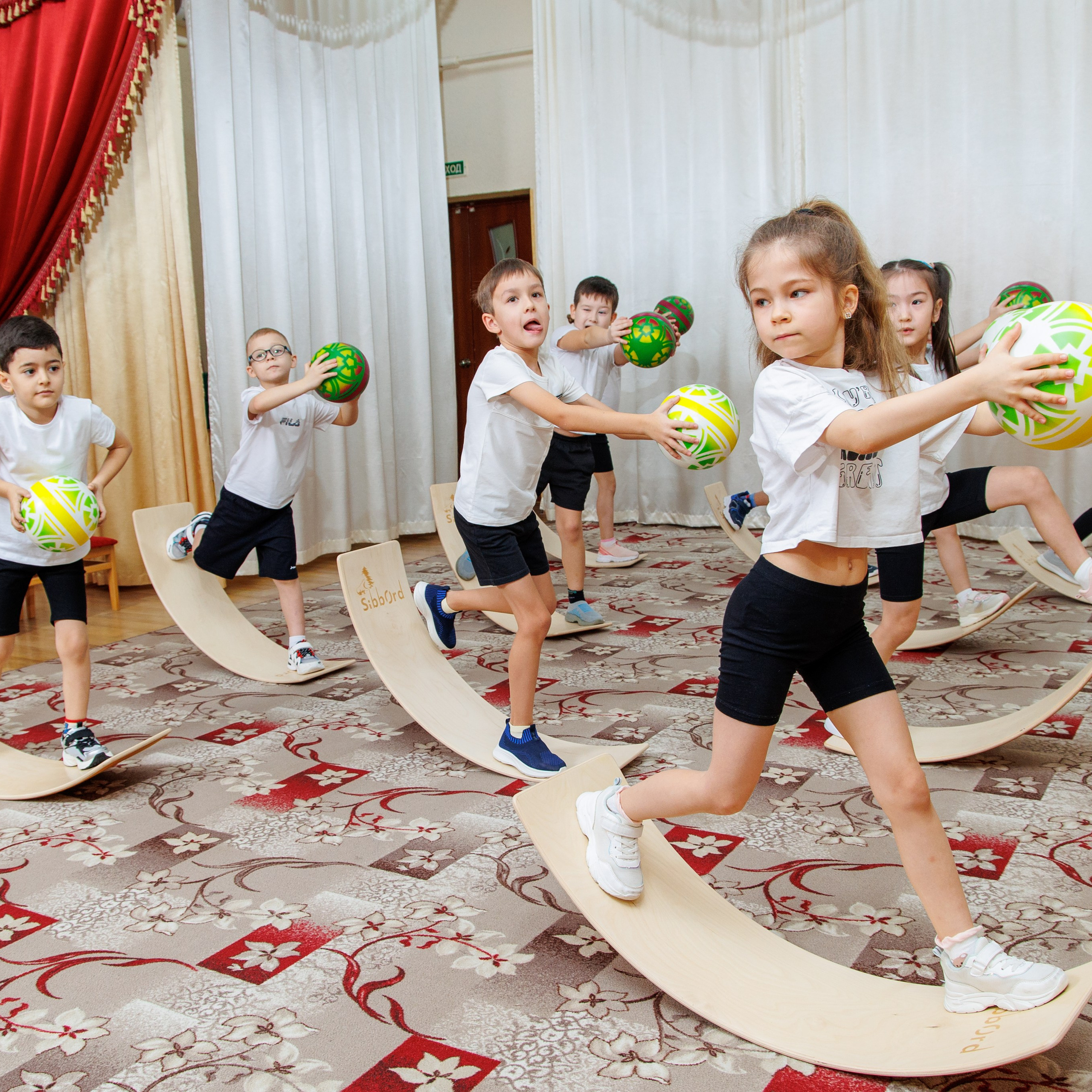 Варианты дизайна садика. Школьный фотограф Саратов Золотарь Ольга