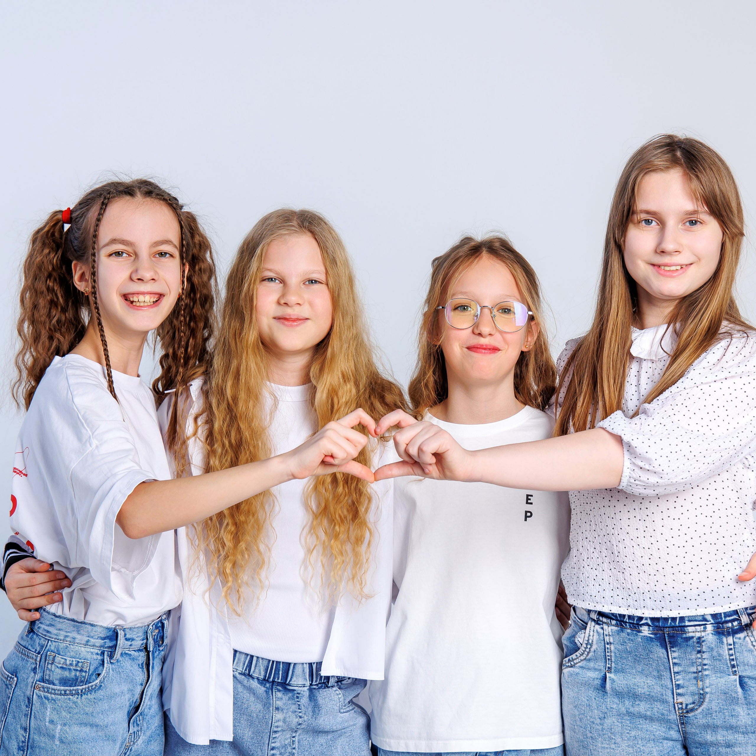 Варианты дизайна для 1-4 классов. Школьный фотограф Саратов Золотарь Ольга