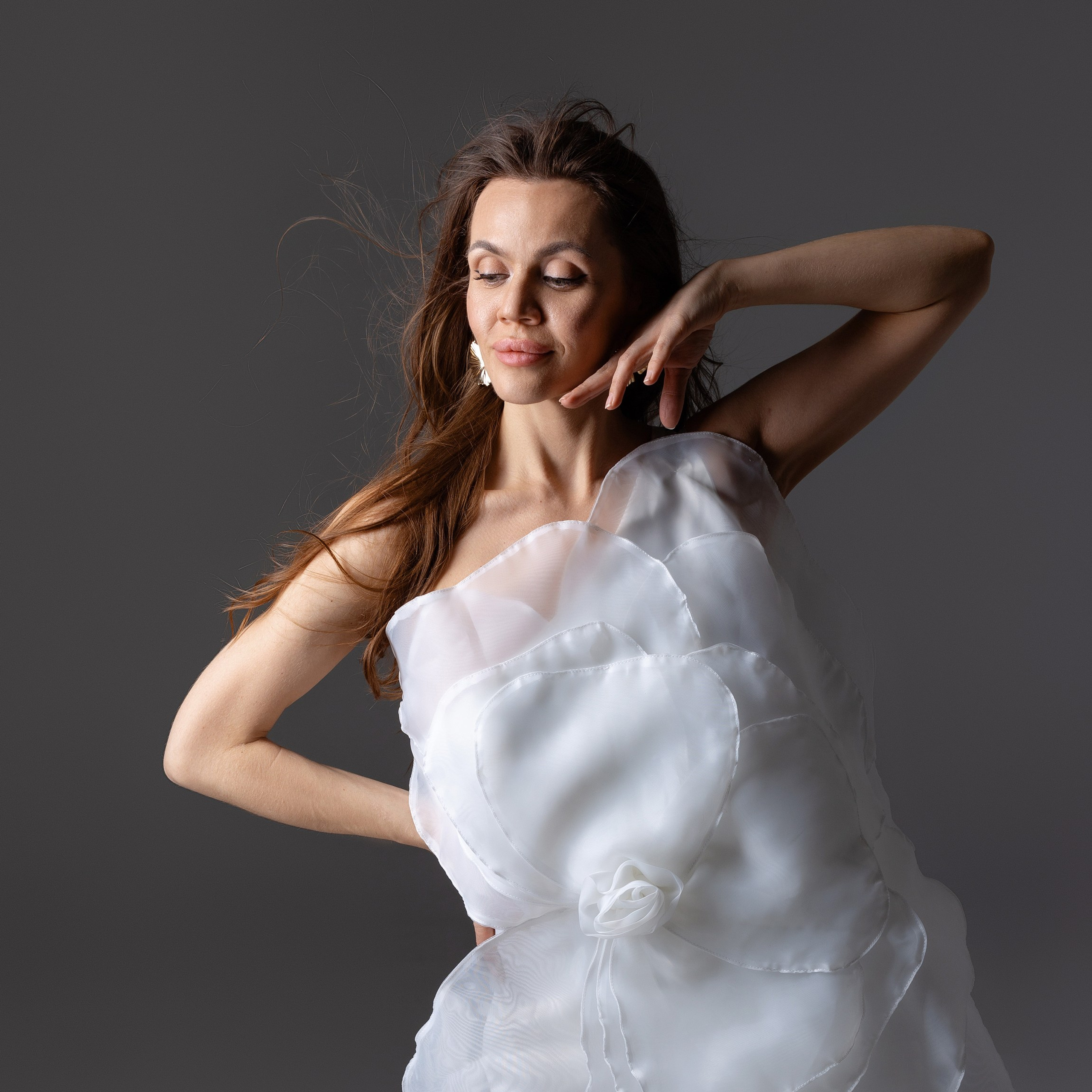 Платье с цветком белое Казань прокат фотосессия