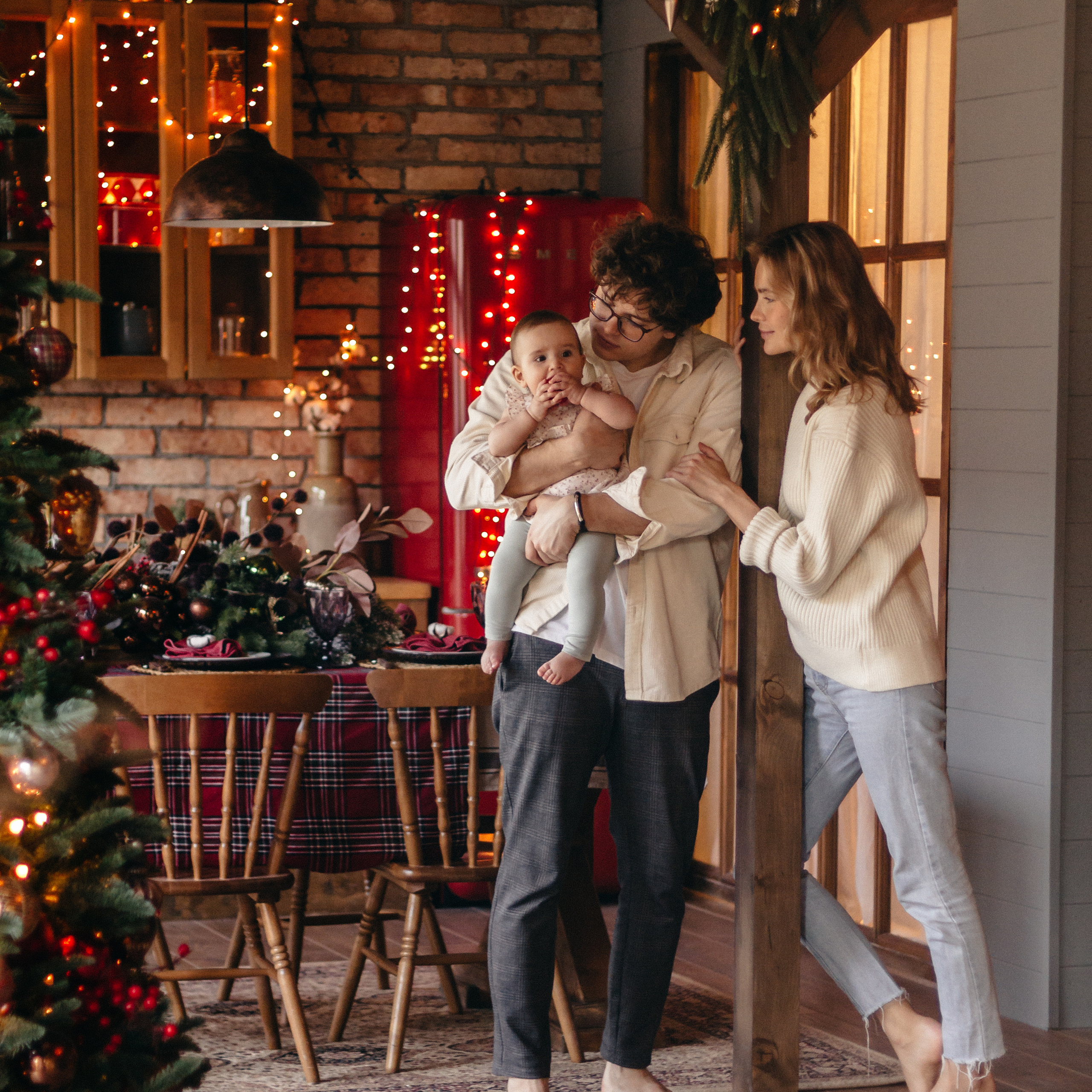 Праздник к нам приходит