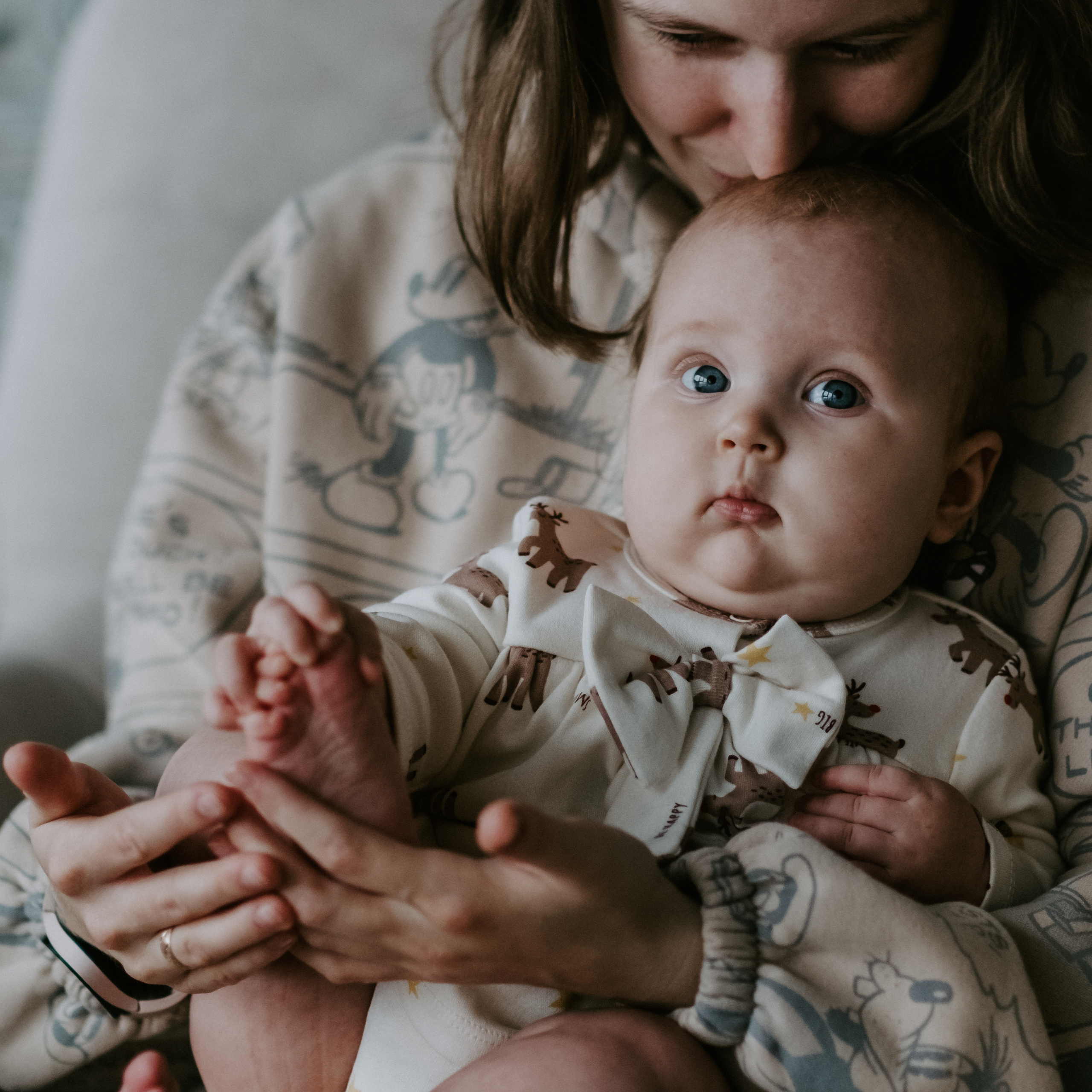 про улыбку, про тепло объятий