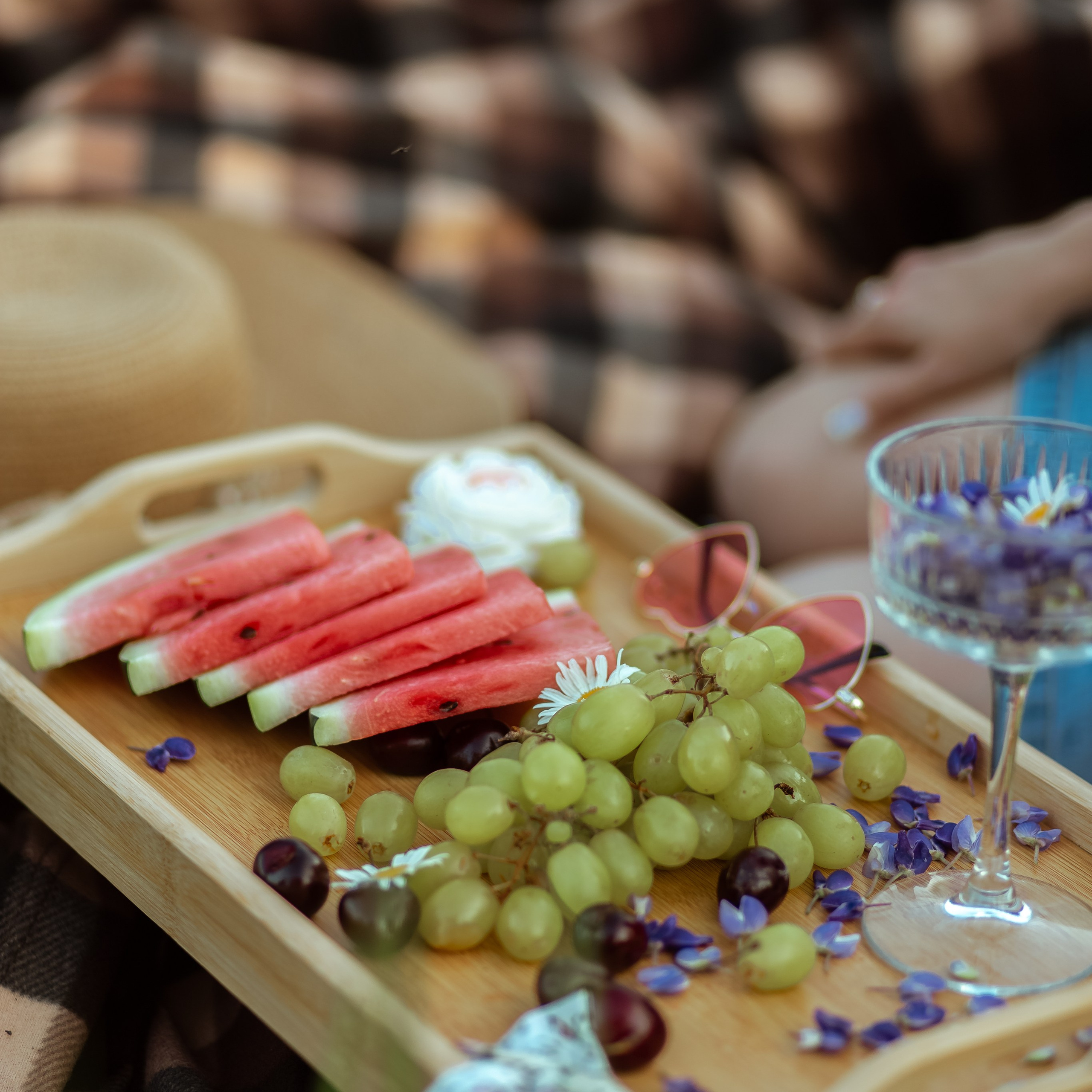 В поле с люпинами). Свадебный и семейный фотограф Можга-Ижевск Ксения Романова