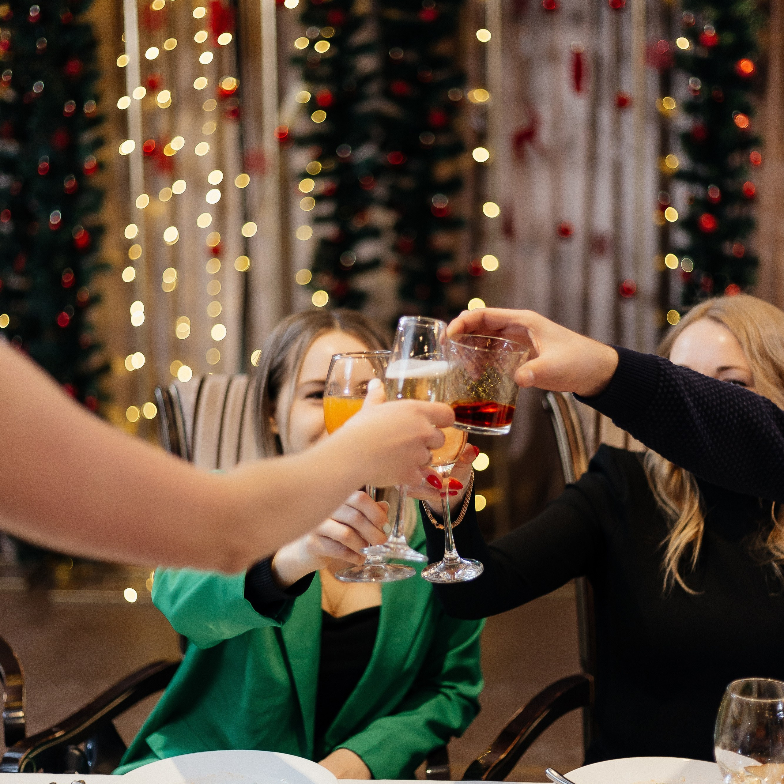 День рождения в кругу близких в ресторане Онегин