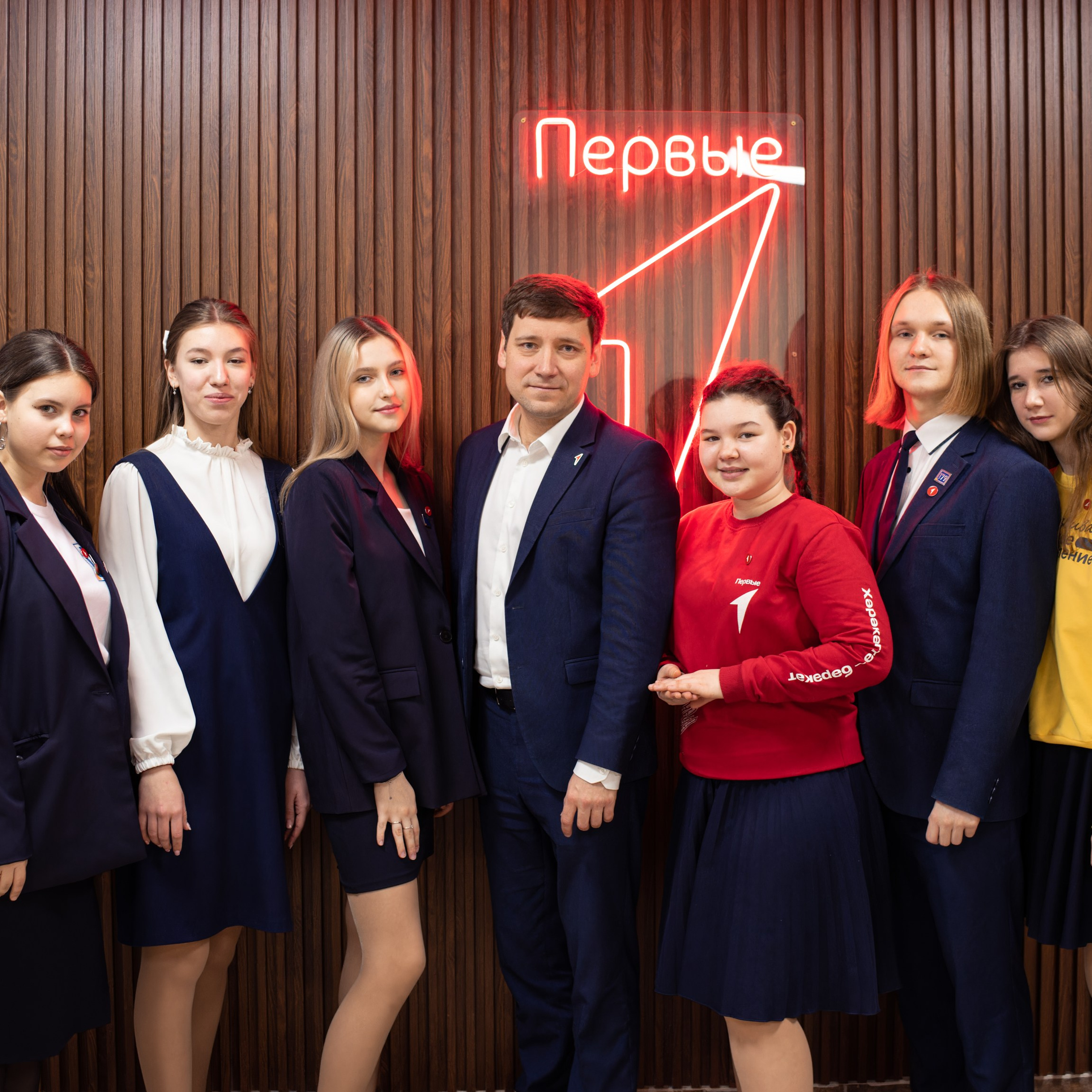 Движение первых