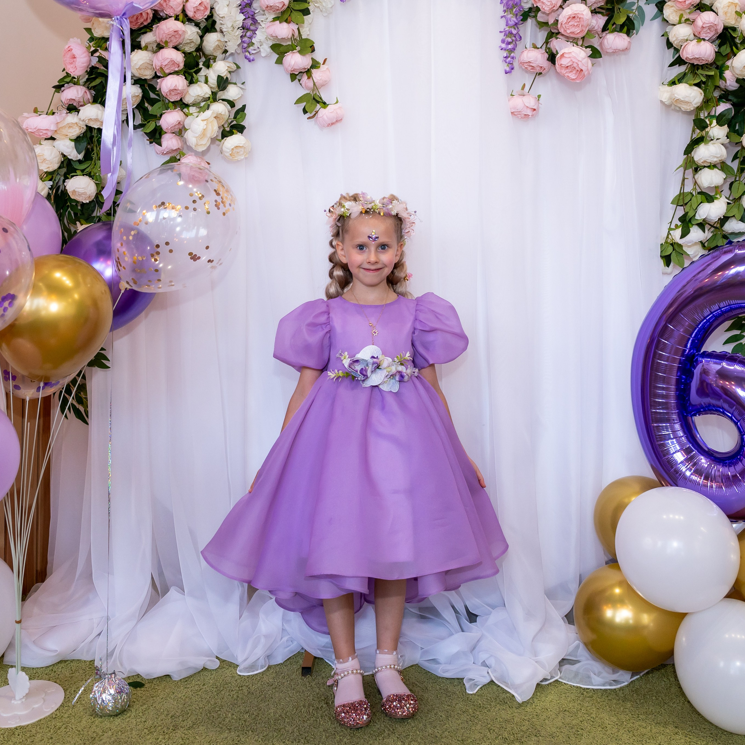 ДР в лофте с фокусником