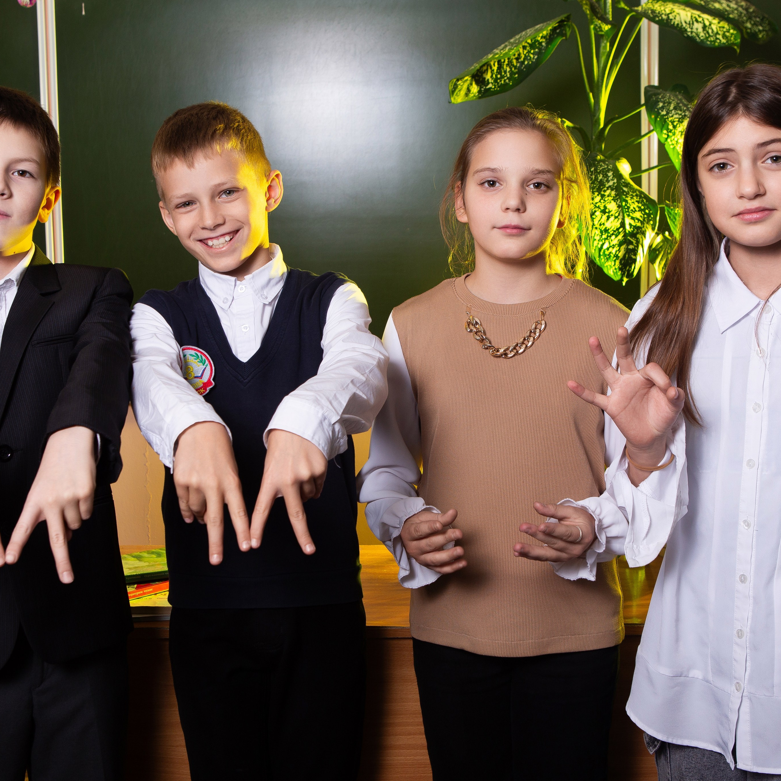 ШКОЛЬНАЯ ФОТОСЕССИЯ ДЛЯ 4 КЛАССА