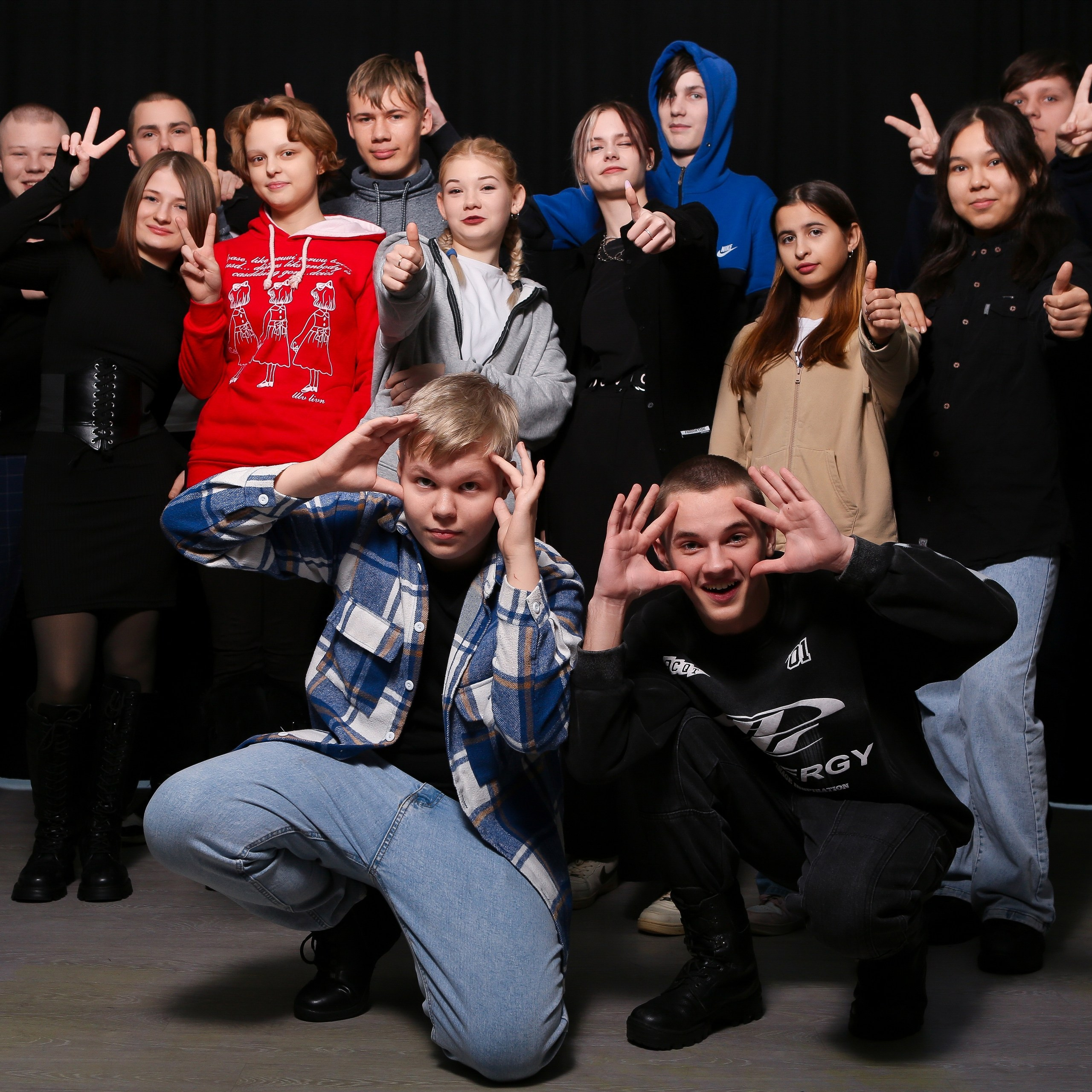 ШКОЛЬНАЯ ФОТОСЕССИЯ В СТУДИИ