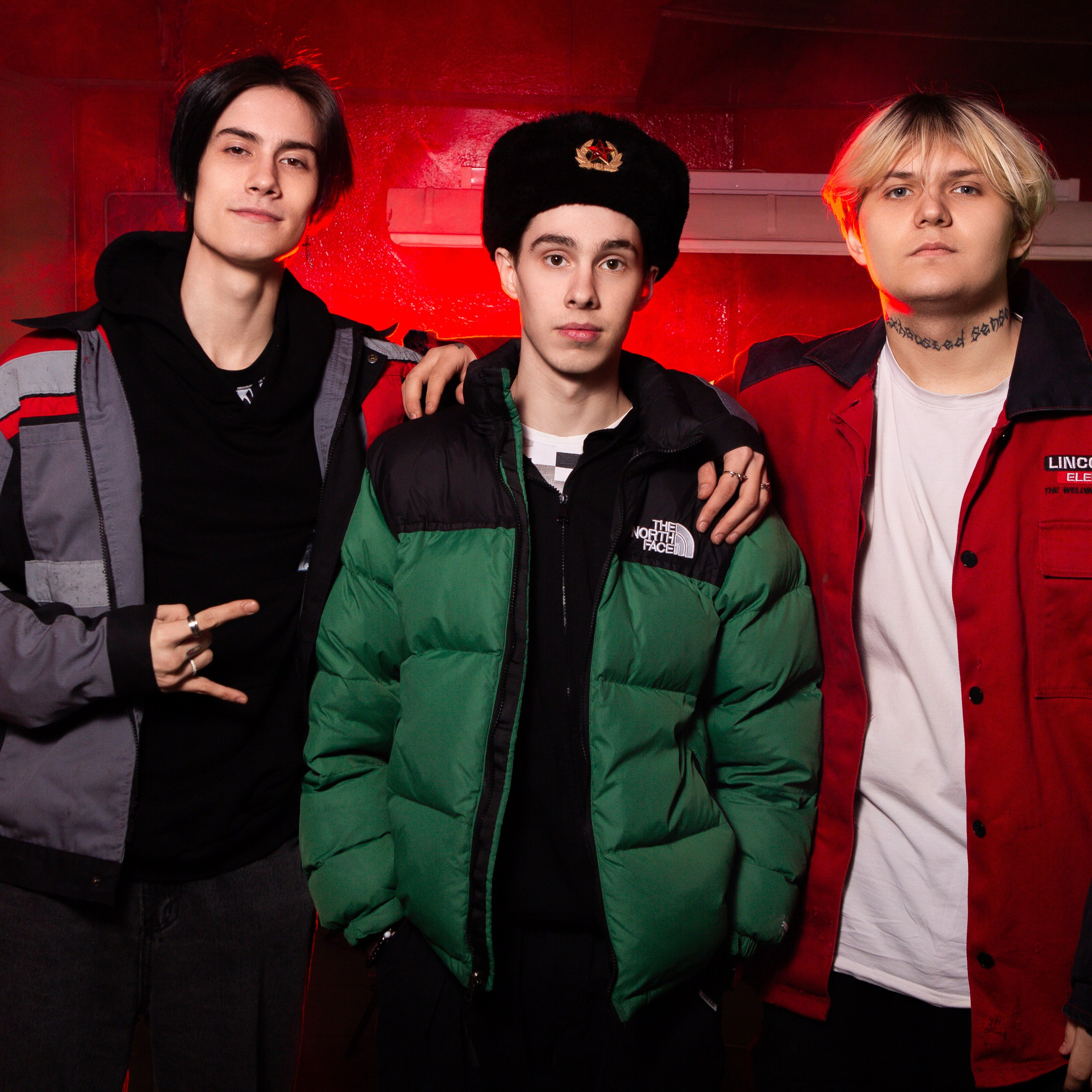 ФОТОСЕССИЯ В ЦЕХУ ДЛЯ ВЫПУСКНИКОВ СВАРОЧНОГО ПРОИЗВОДСТВА