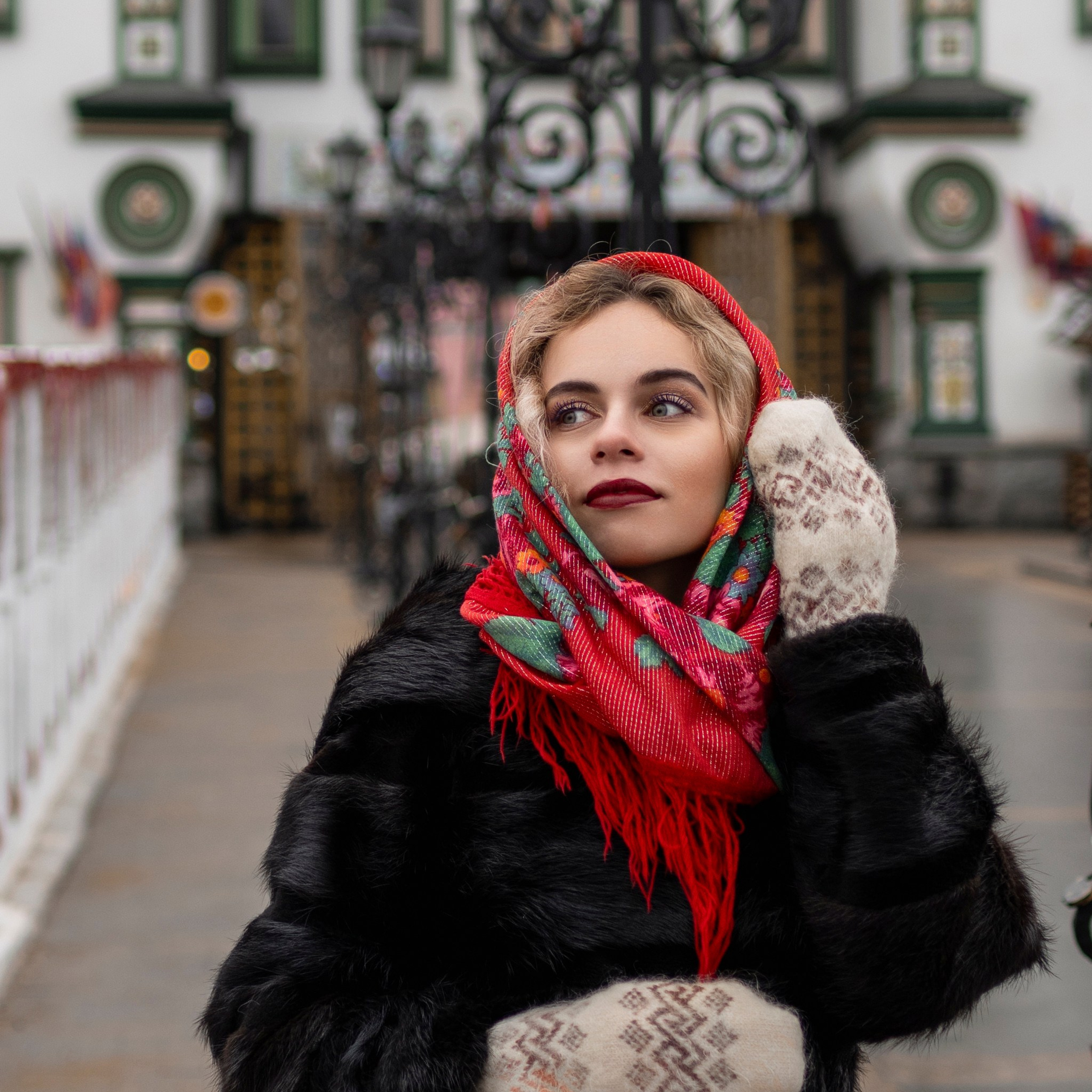 Юлия с&nbsp;икрой