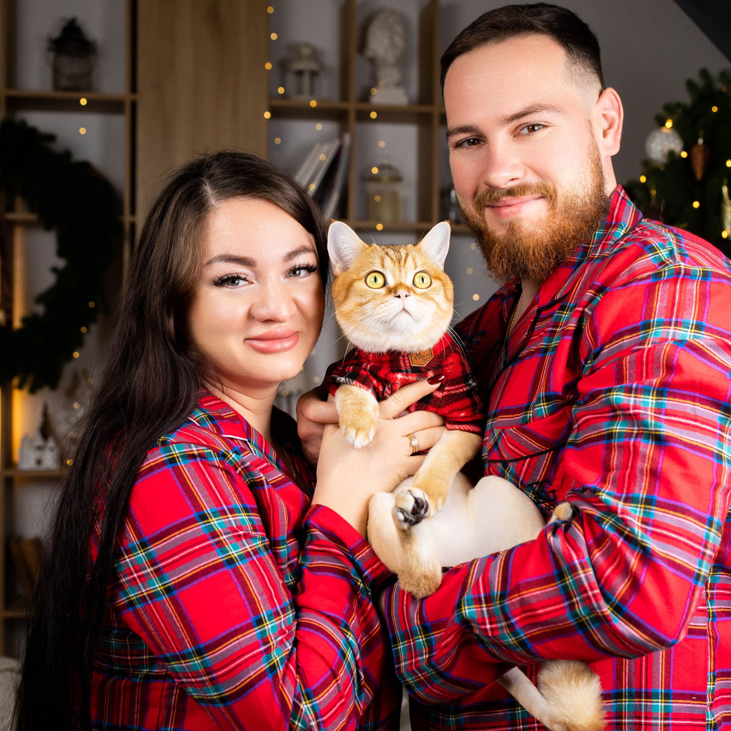 Фотосессия семейная «Новый год c пушистиком»