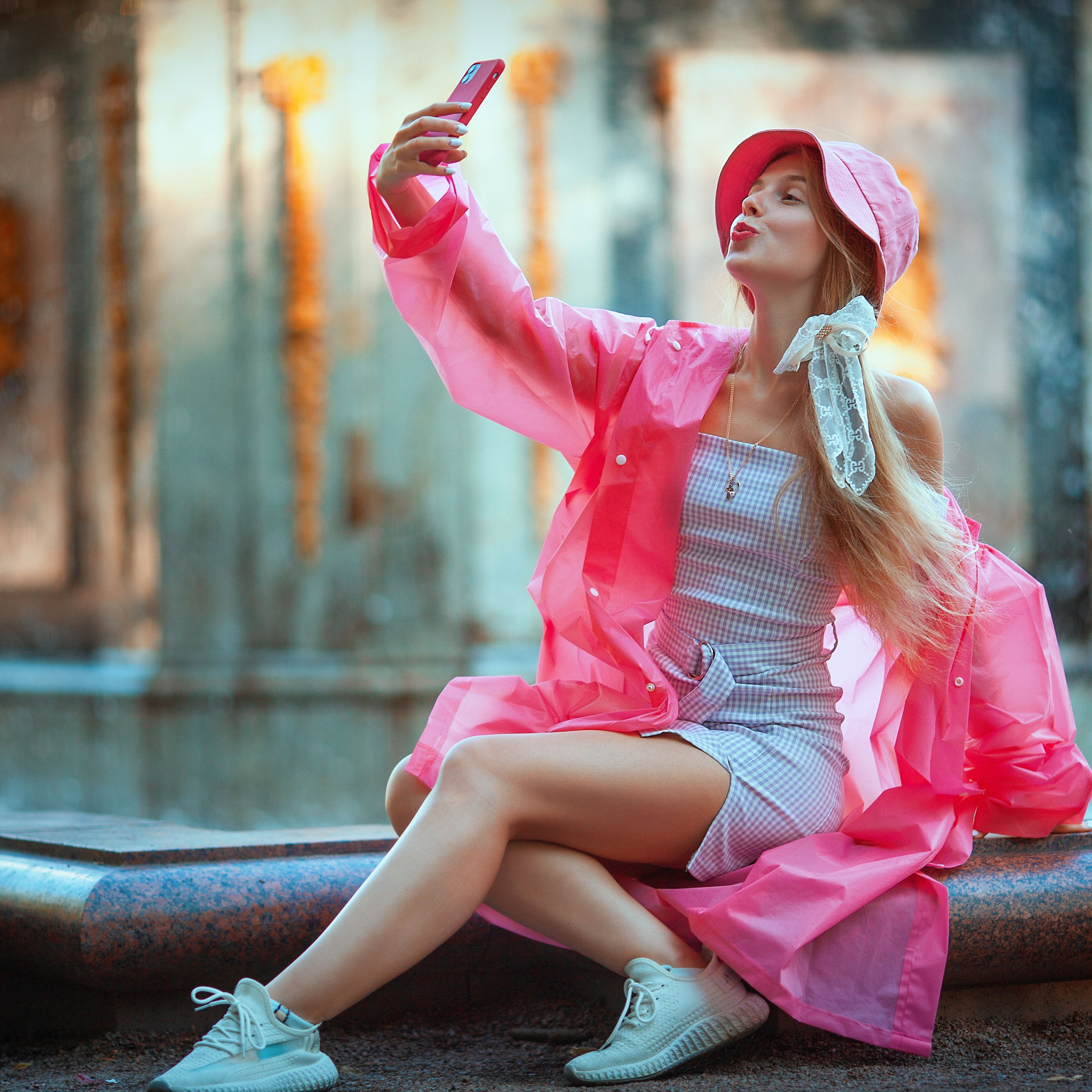 Блондинка в&nbsp;Петергофе