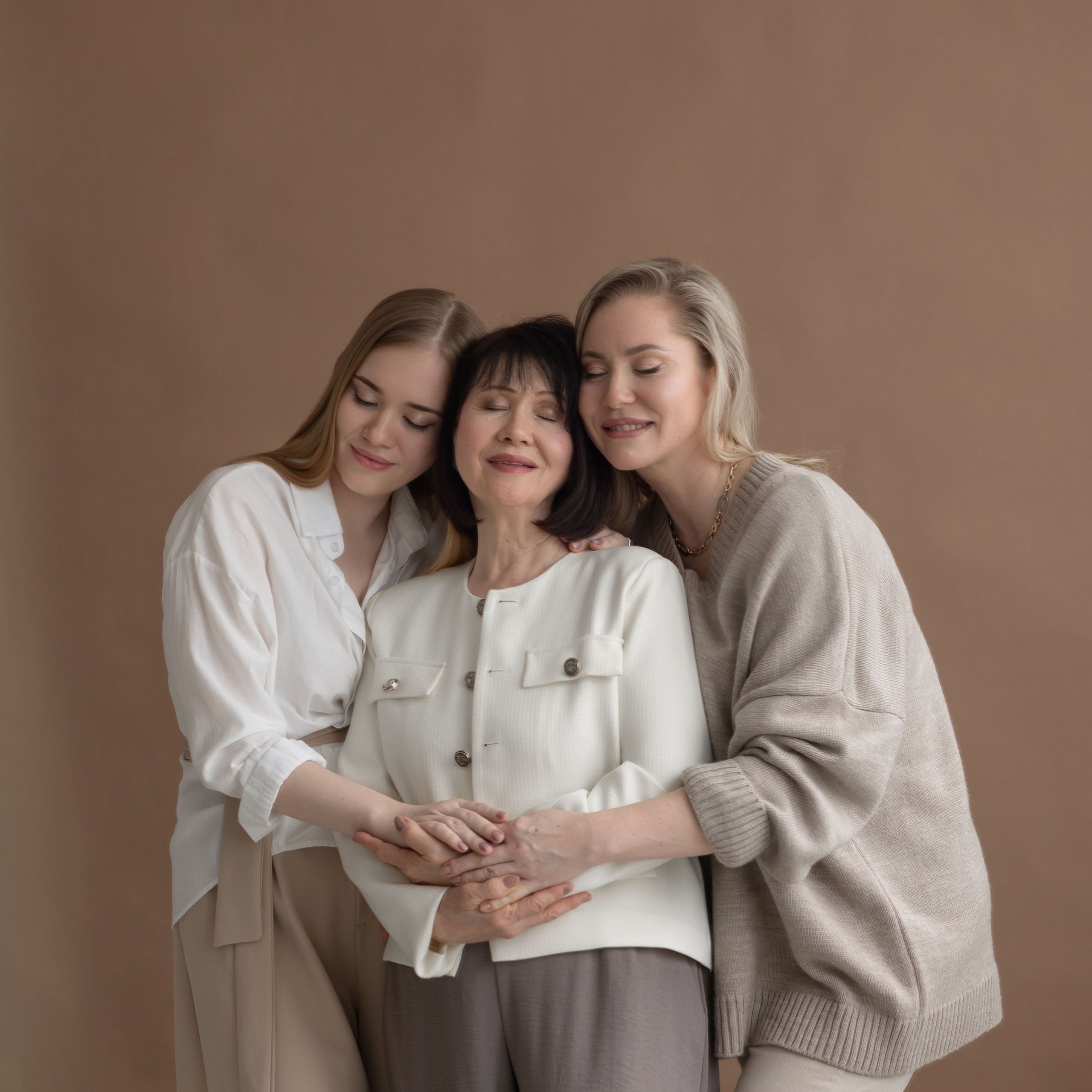 Катя и семья. Профессиональный фотограф в Астрахани Оганян Аревик