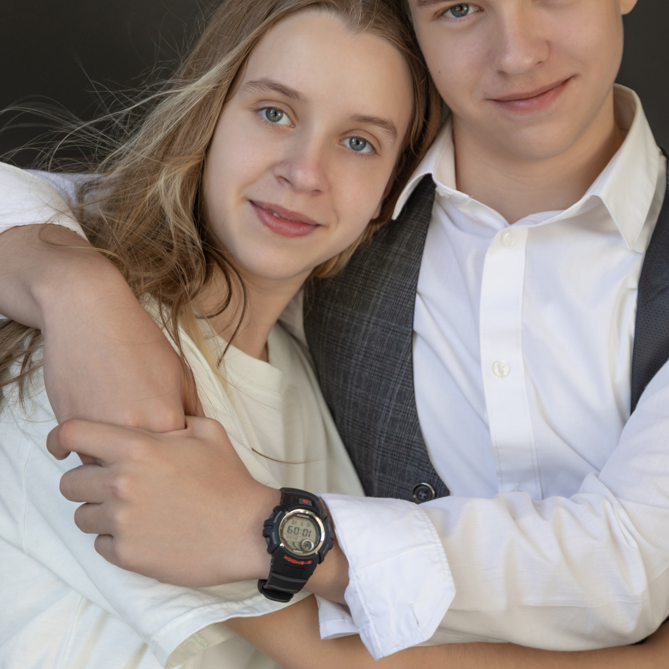 Брат и сестра. Профессиональный фотограф в Астрахани Оганян Аревик