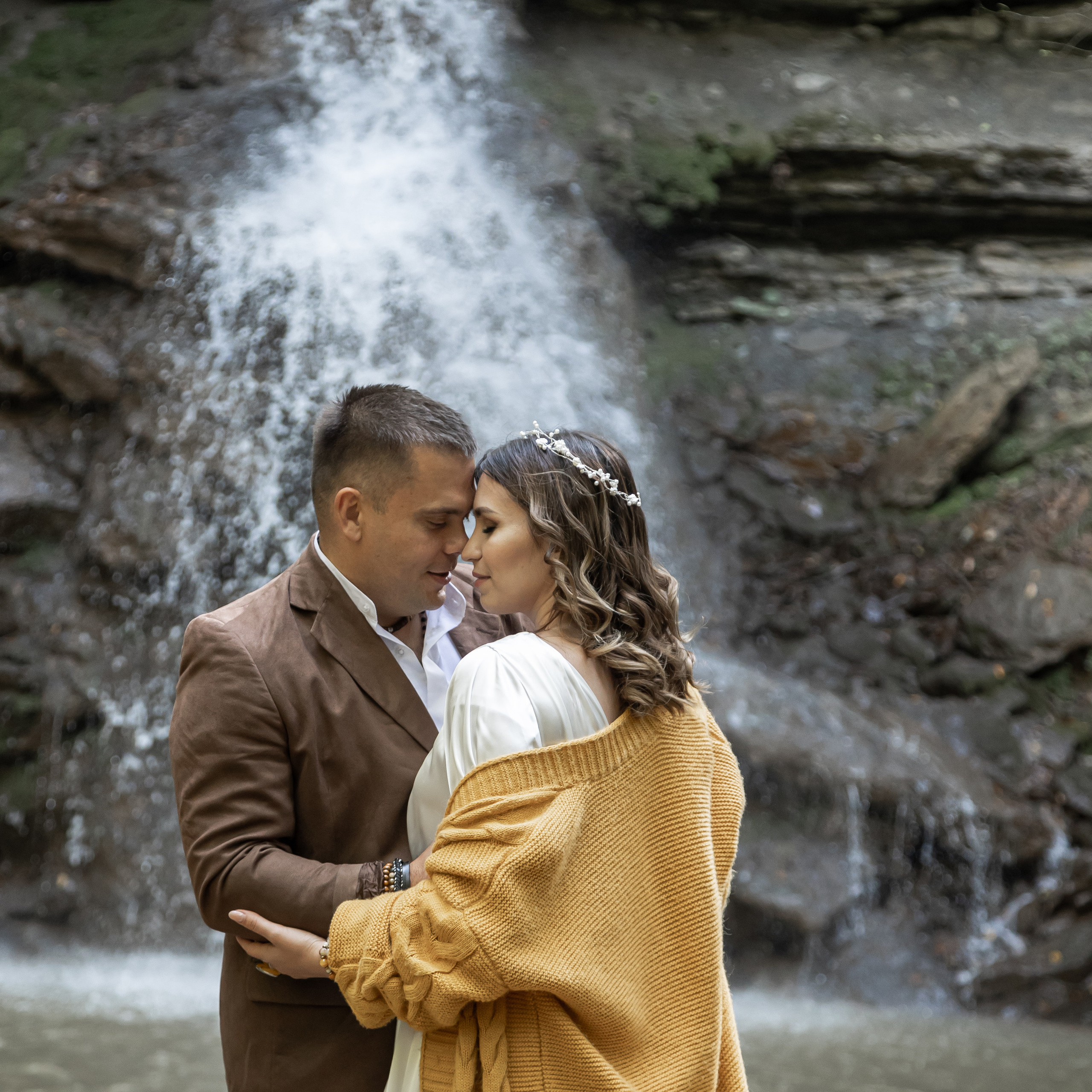 Свадьба в горах. Профессиональный фотограф в Астрахани Оганян Аревик