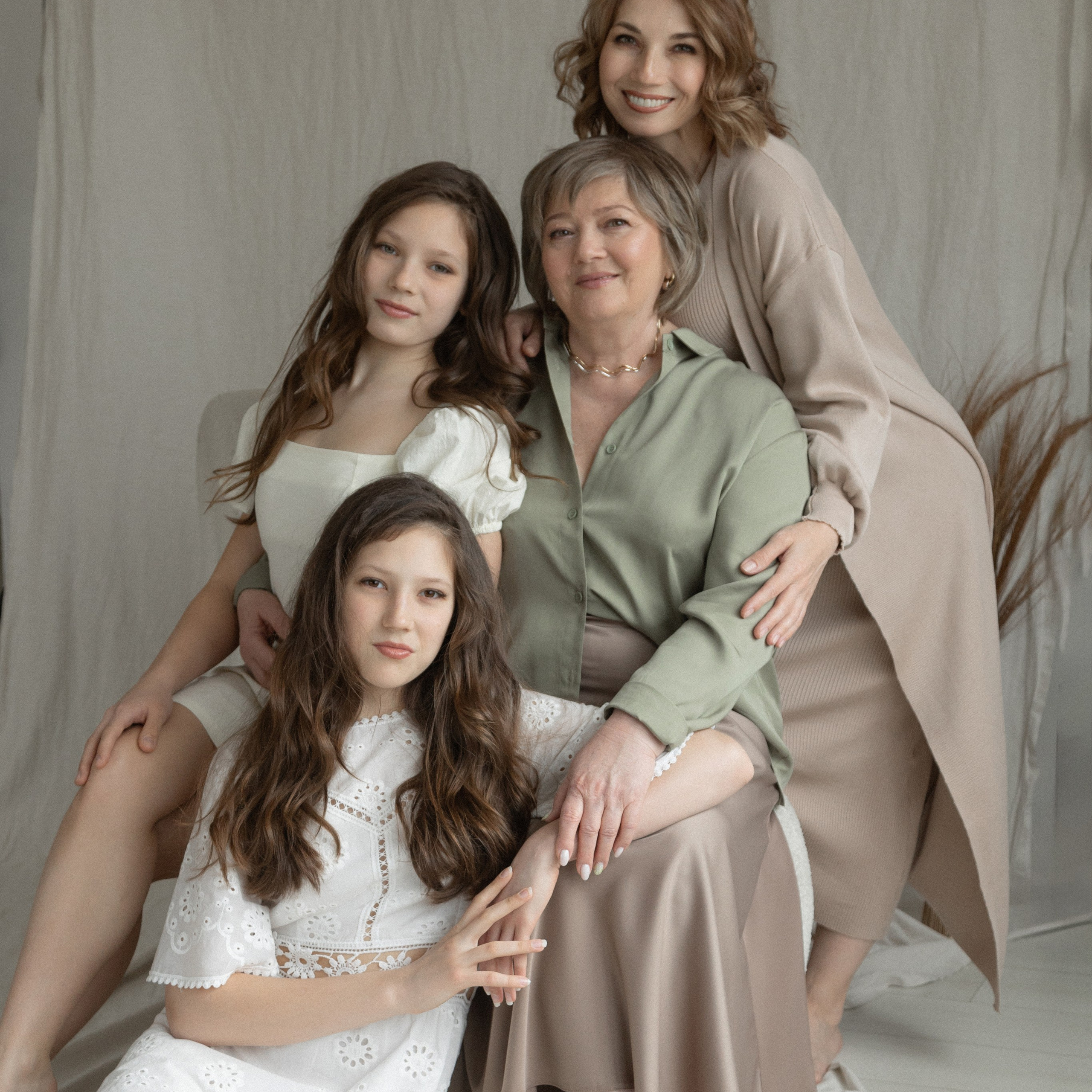 3 поколения. Профессиональный фотограф в Астрахани Оганян Аревик