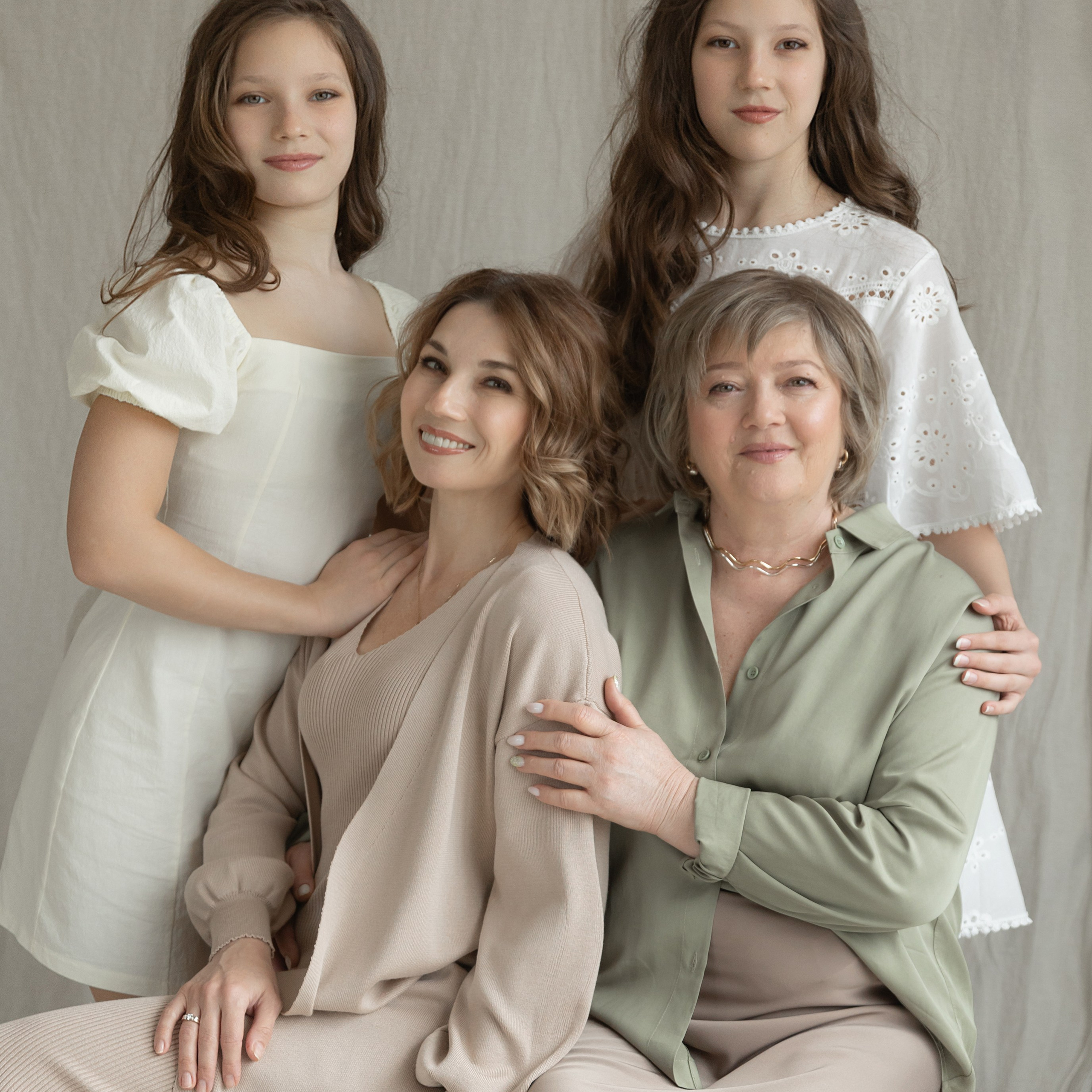 3 поколения. Профессиональный фотограф в Астрахани Оганян Аревик