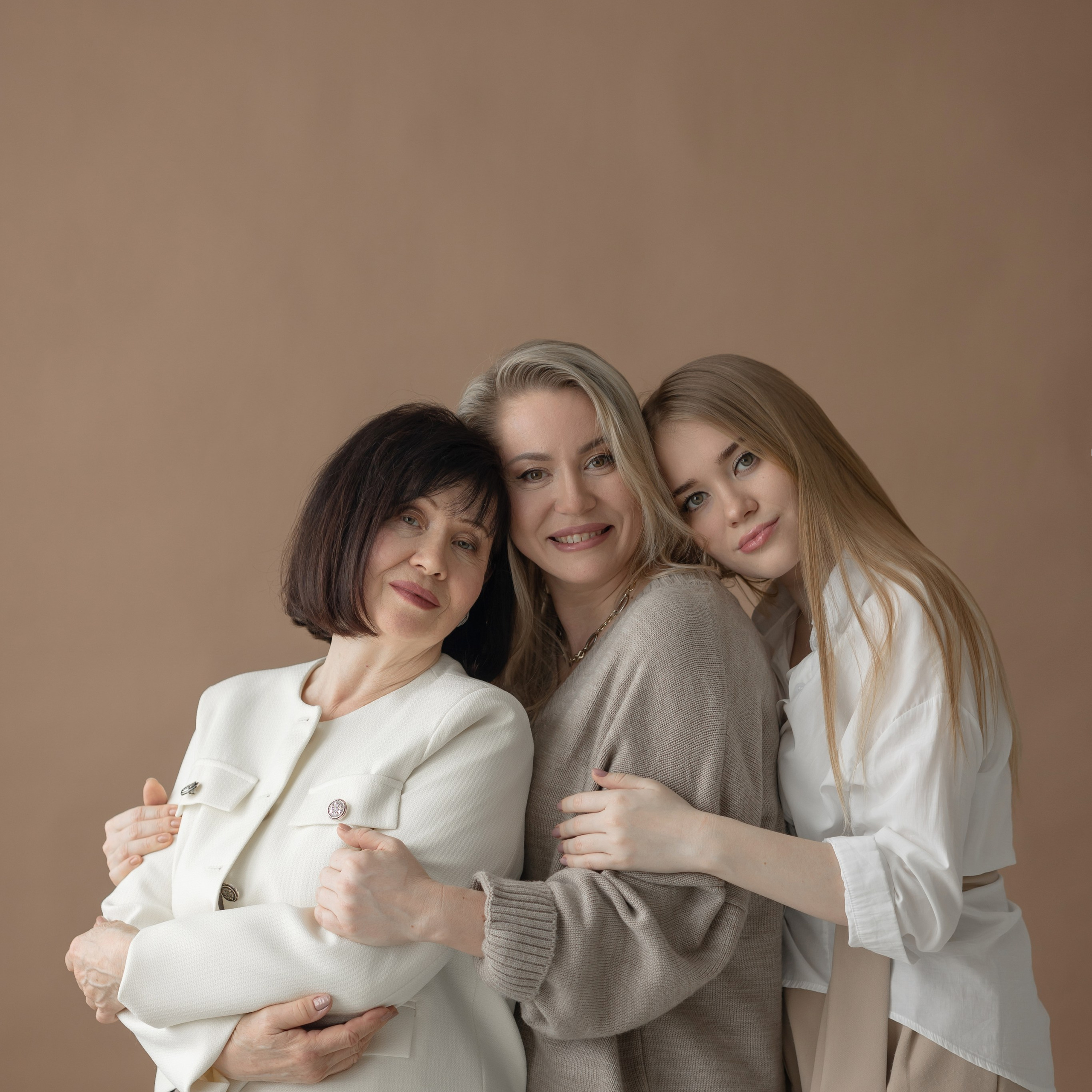 Катя и семья. Профессиональный фотограф в Астрахани Оганян Аревик