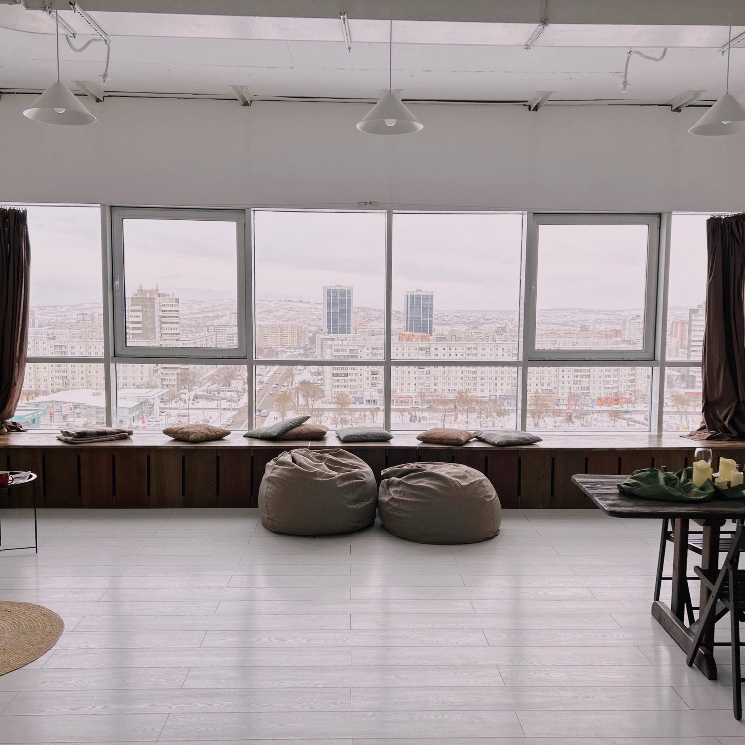 Фотостудии Красноярска. Актуальный декор в декабре 2024. Фотограф Регина Крикунова г. Красноярск