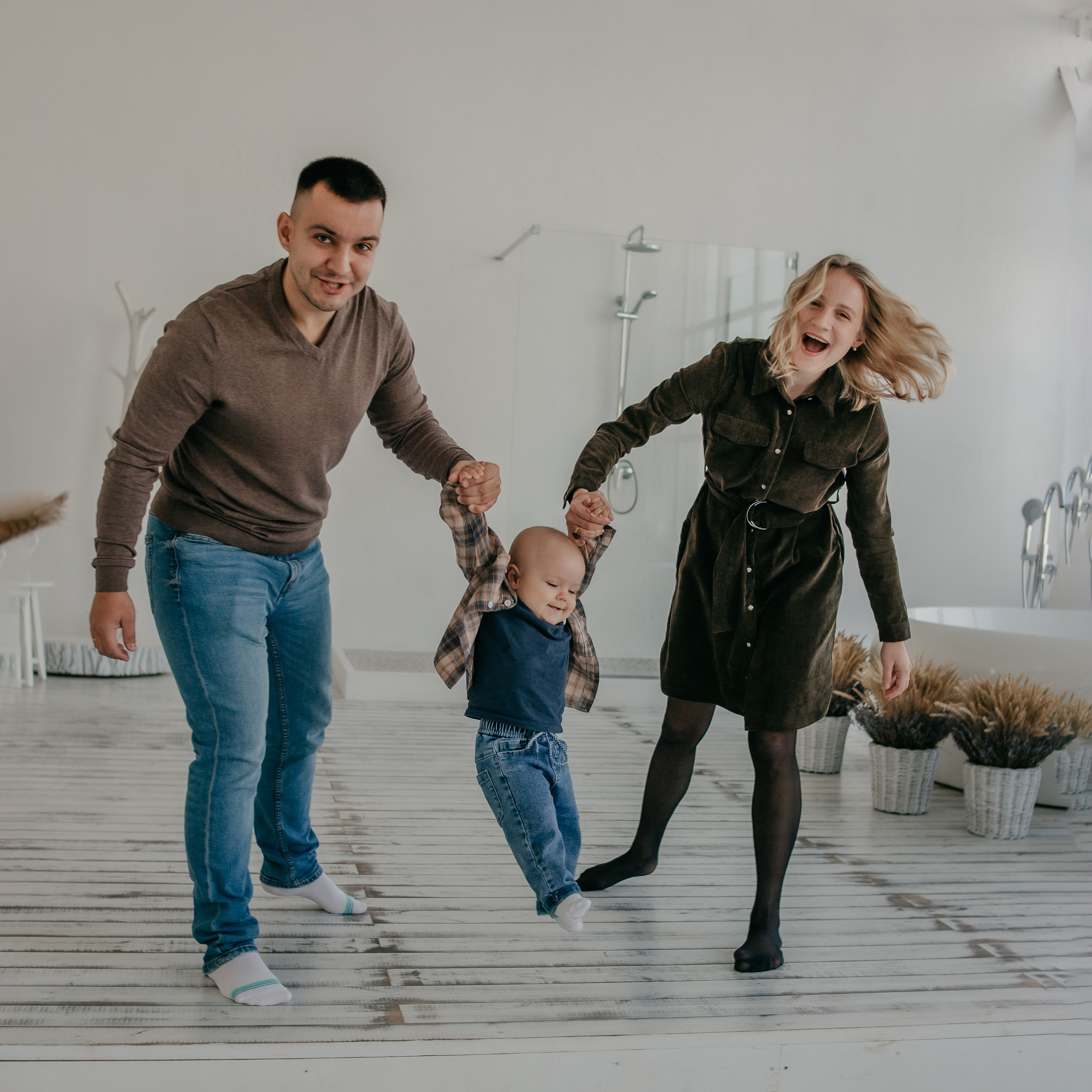 Евгений, Валерия, Макар