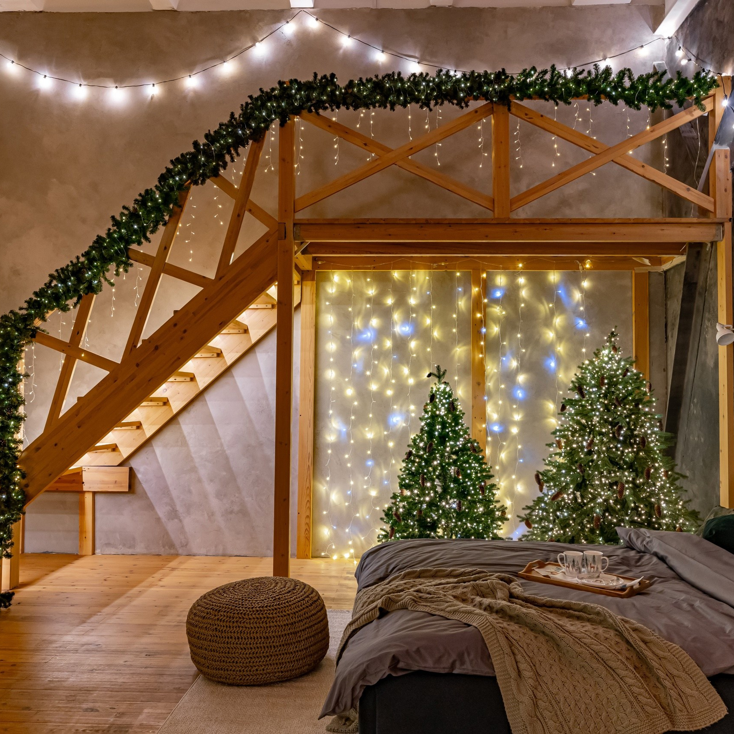 Фотостудии Красноярска. Актуальный декор в декабре 2024. Фотограф Регина Крикунова г. Красноярск