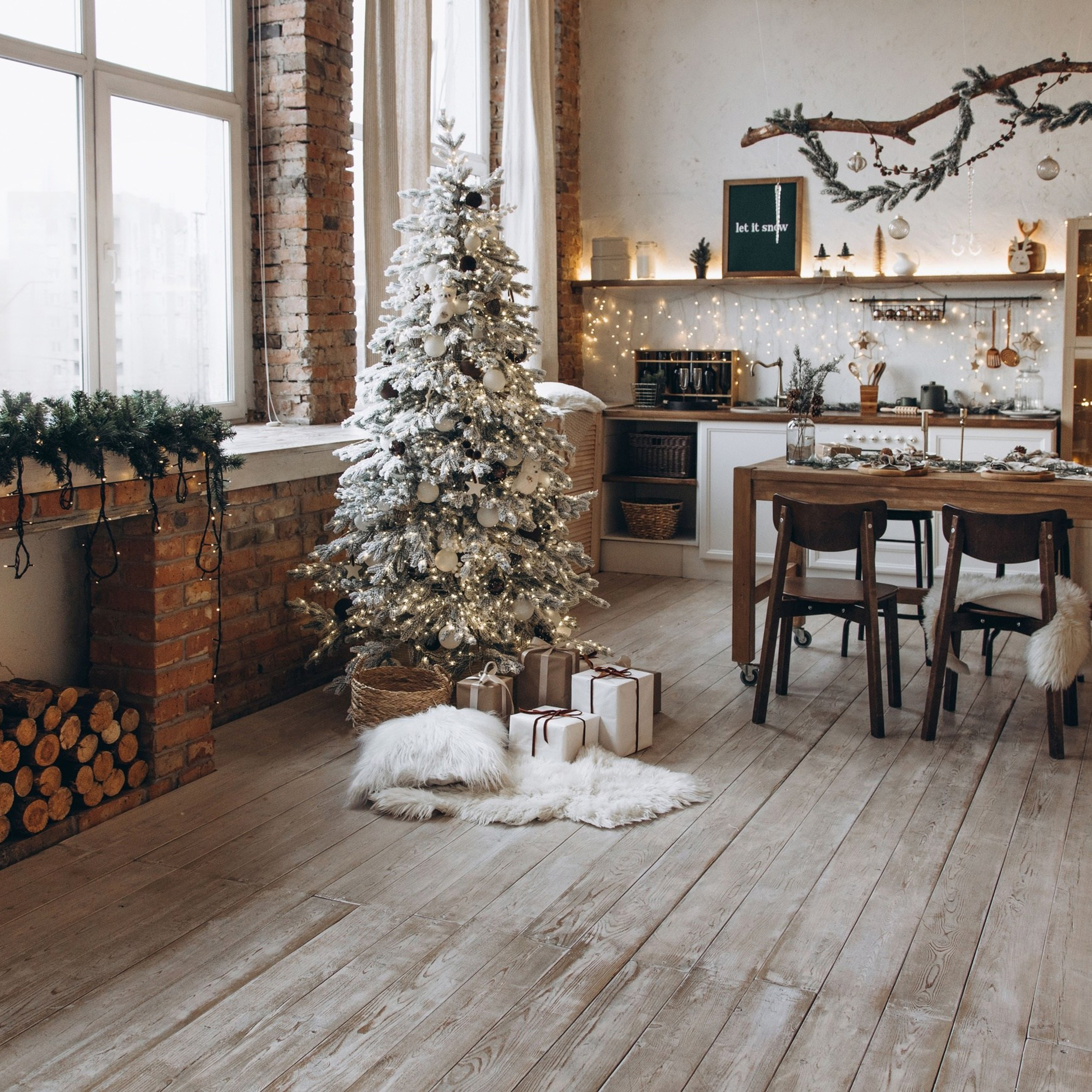 Фотостудии Красноярска. Актуальный декор в декабре 2024. Фотограф Регина Крикунова г. Красноярск