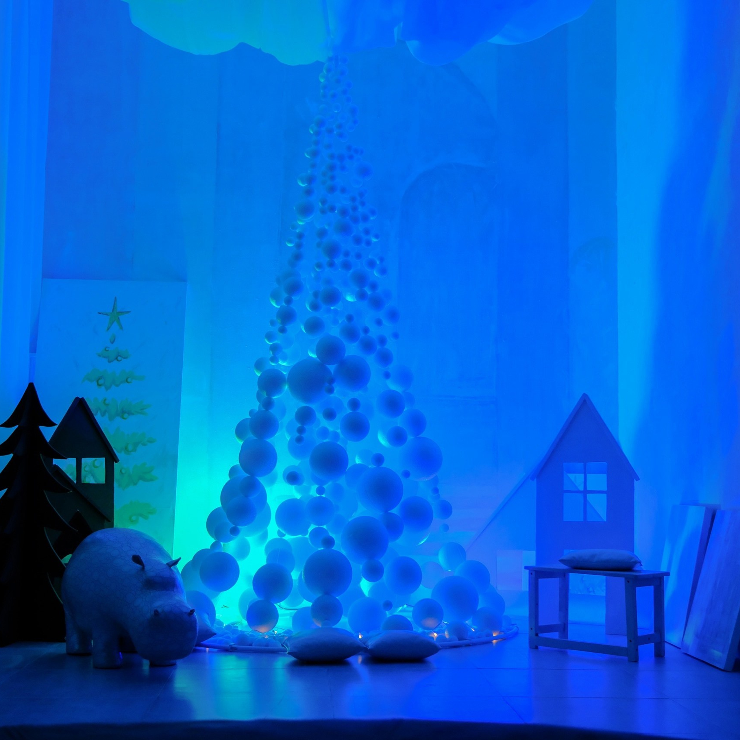 Фотостудии Красноярска. Актуальный декор в декабре 2024. Фотограф Регина Крикунова г. Красноярск