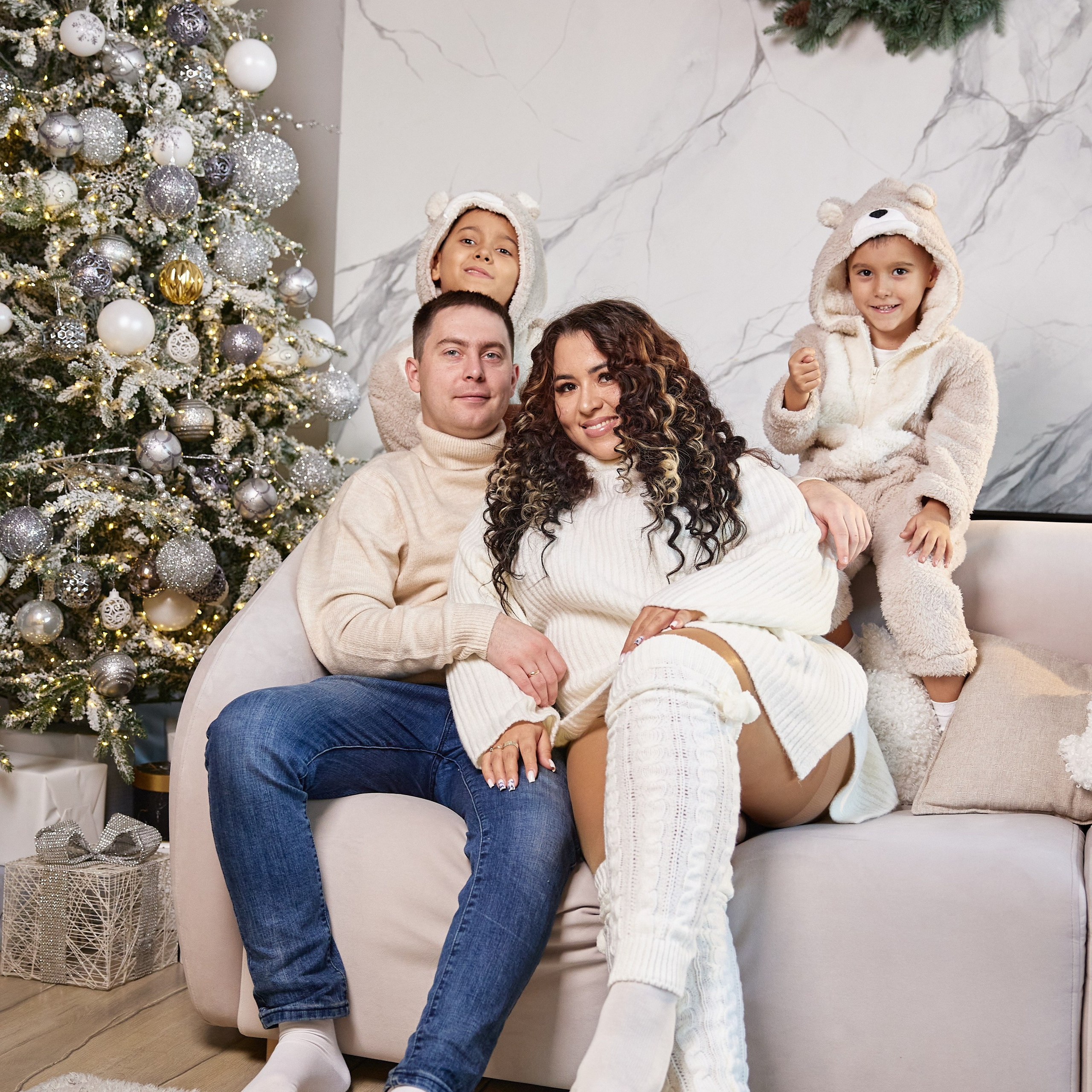 ФОТОГРАФ Омск Артём Руднев. Разножанровый Фотограф в Омске Артём Руднев