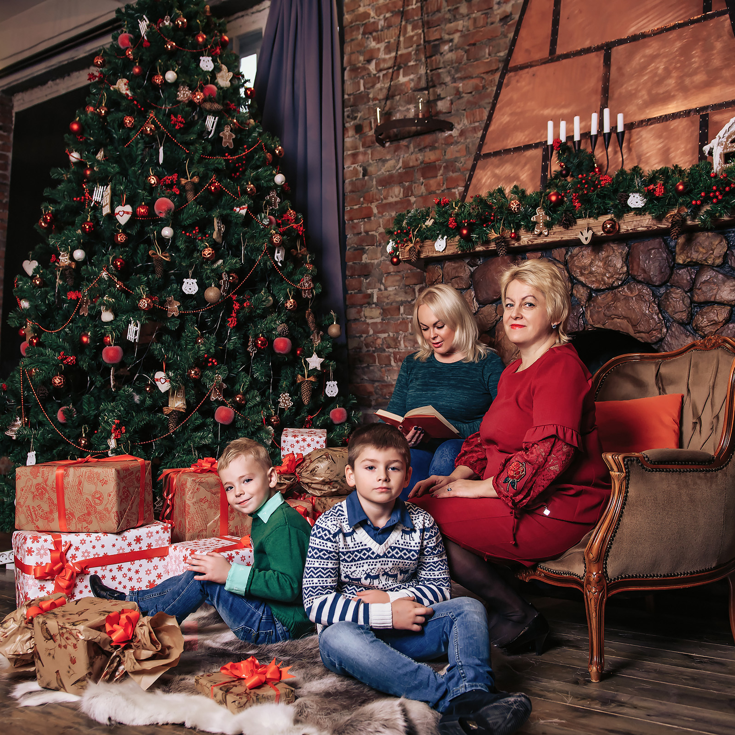 Семейная фотосессия Наталья, Зоя, Рома и Марк. Фотограф в Санкт-Петербурге Наталья Прядильщикова