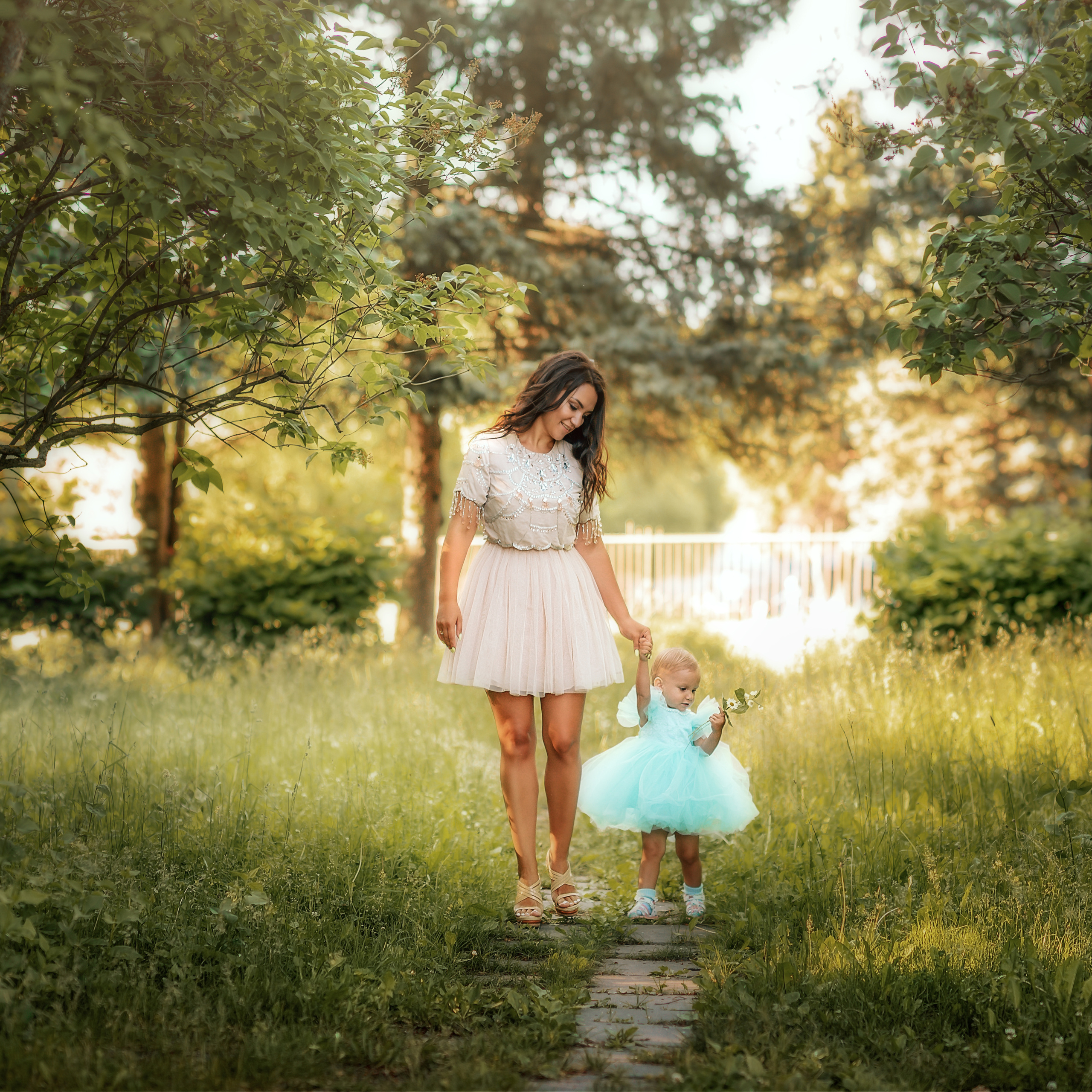 Регина и Софья (фотосессия в парке). Фотограф в Санкт-Петербурге Наталья Прядильщикова