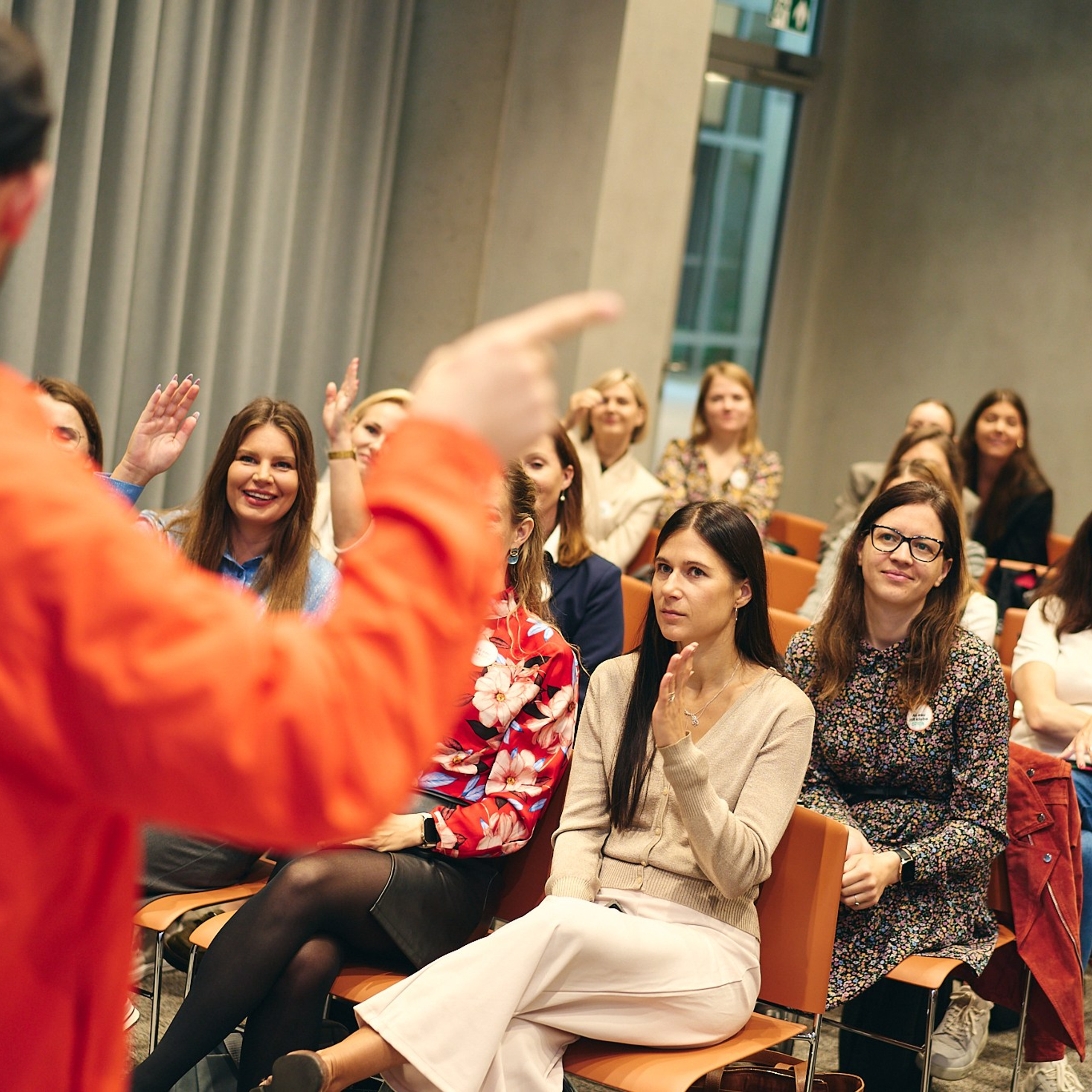 AI workshop for HR Hint