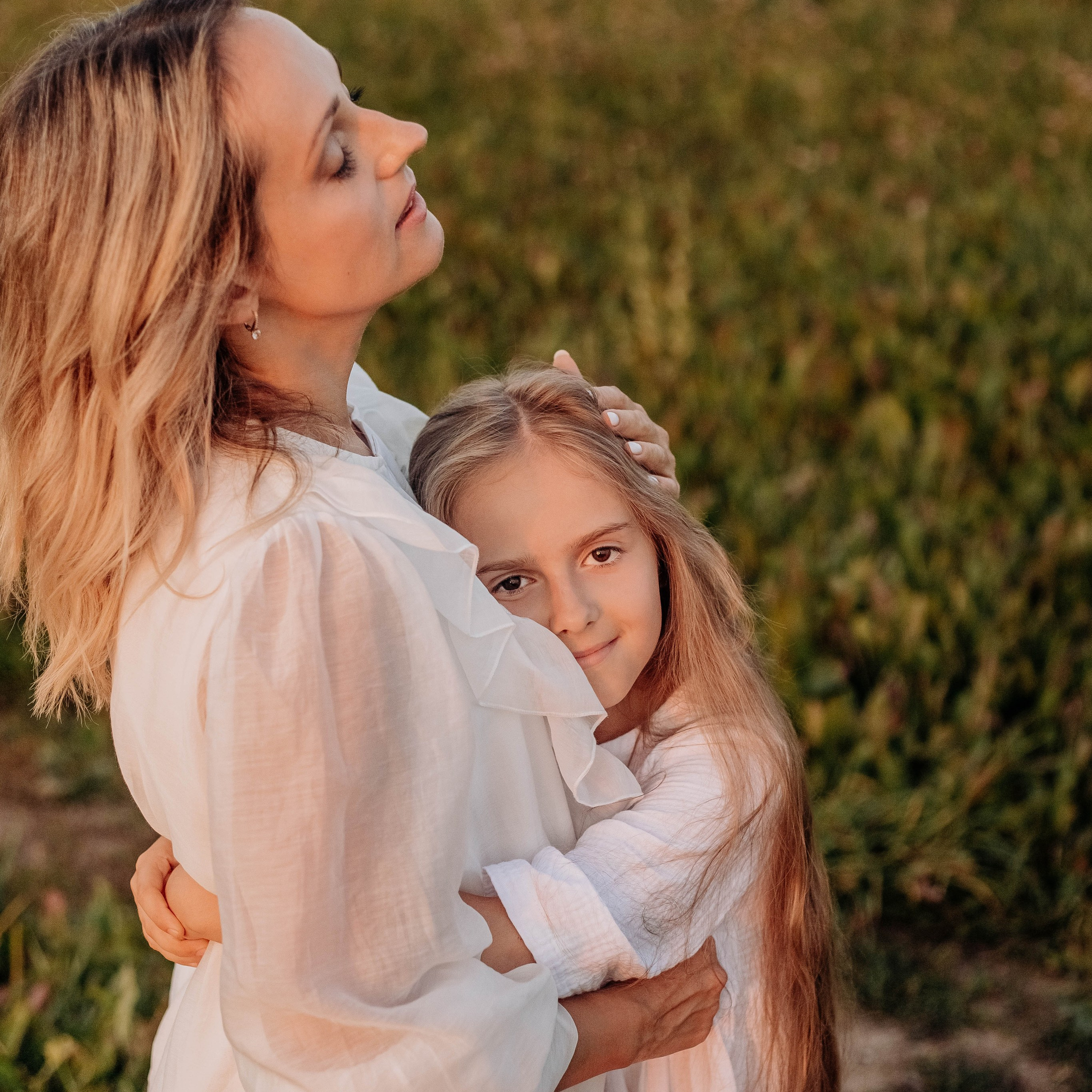 Анна и Дашуля