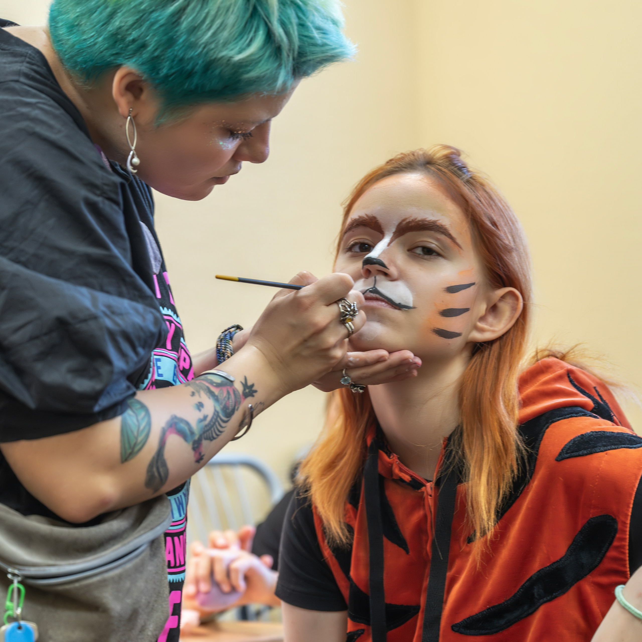 Подготовка к отчетному концерту в летнем детском лагере