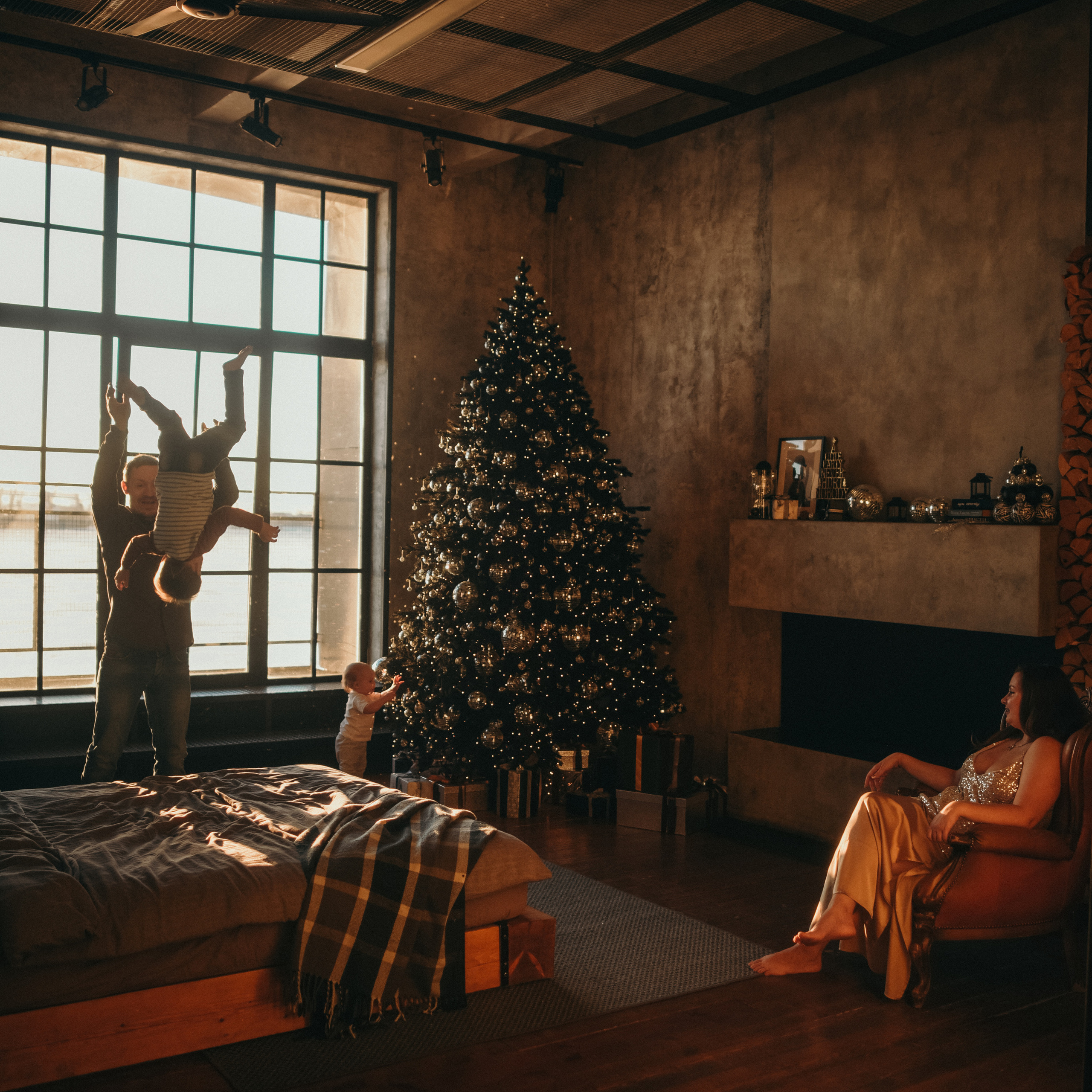 Новогодняя фотосессия в студии. Марианна, Степан, Илларион и Тихон