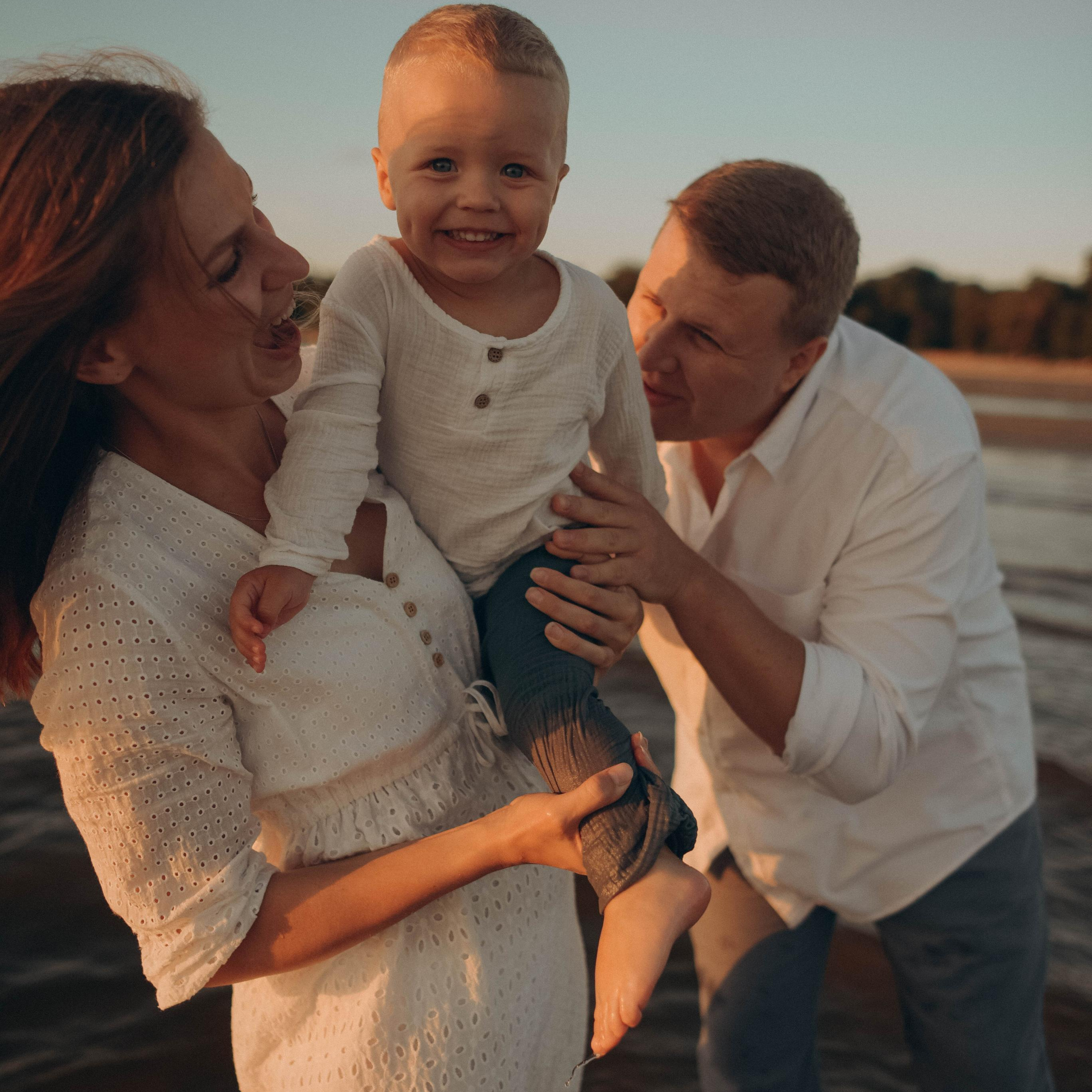 Пикник на заливе. Наташа, Максим и Денис