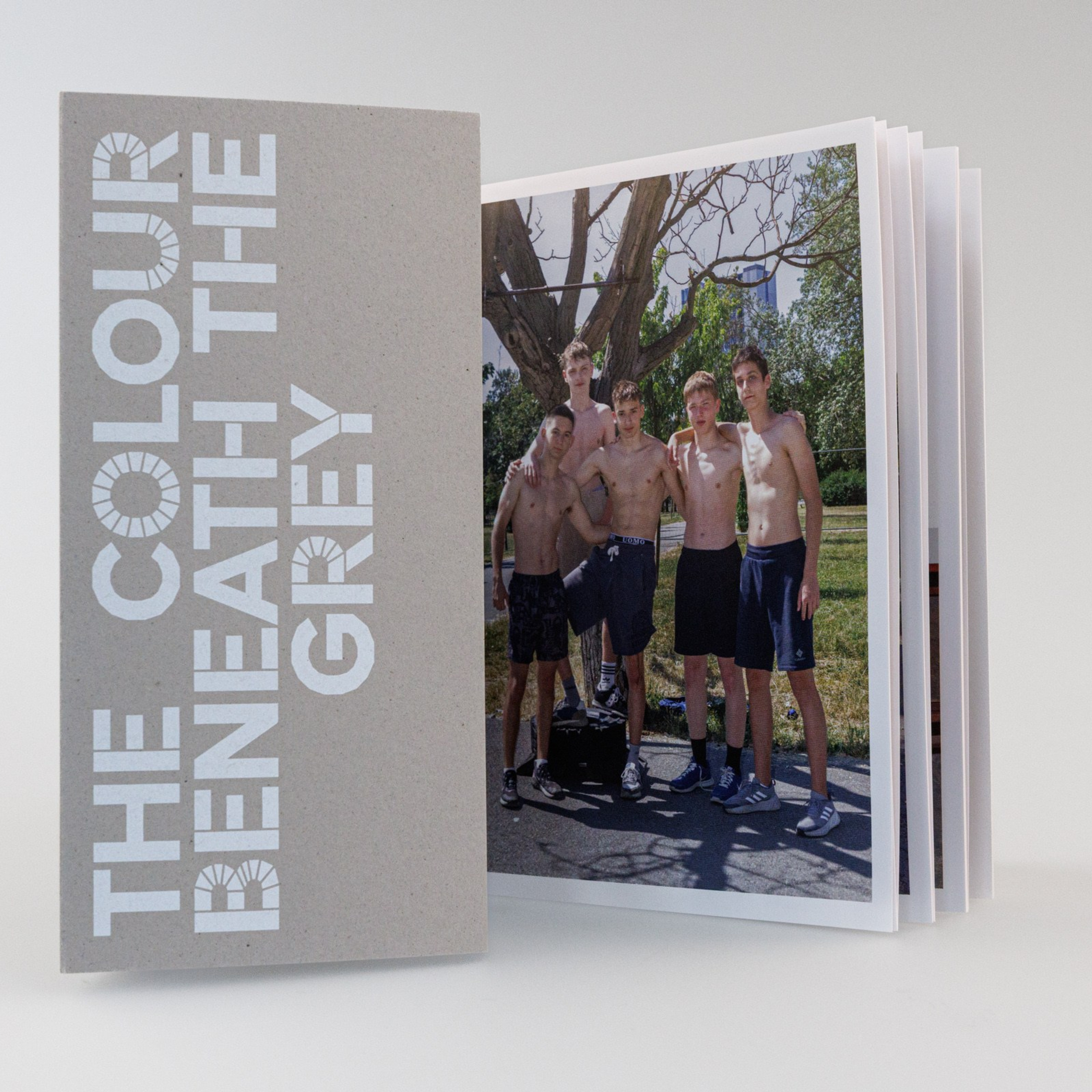 Photobook ‘The Colour Beneath the Grey”