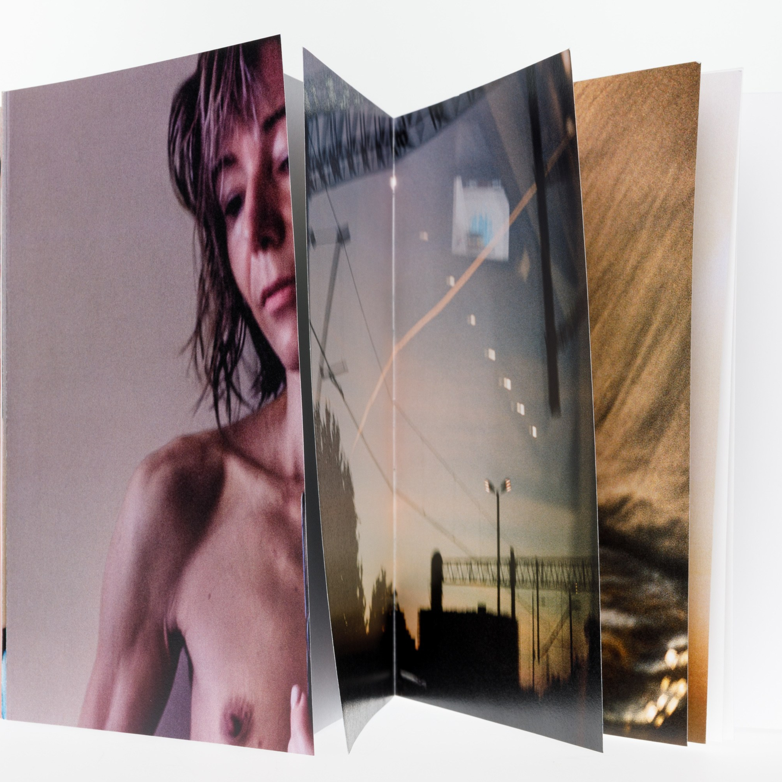 Photobook ''Sorry for the lack of contact”. Photographer, Documentary and Art