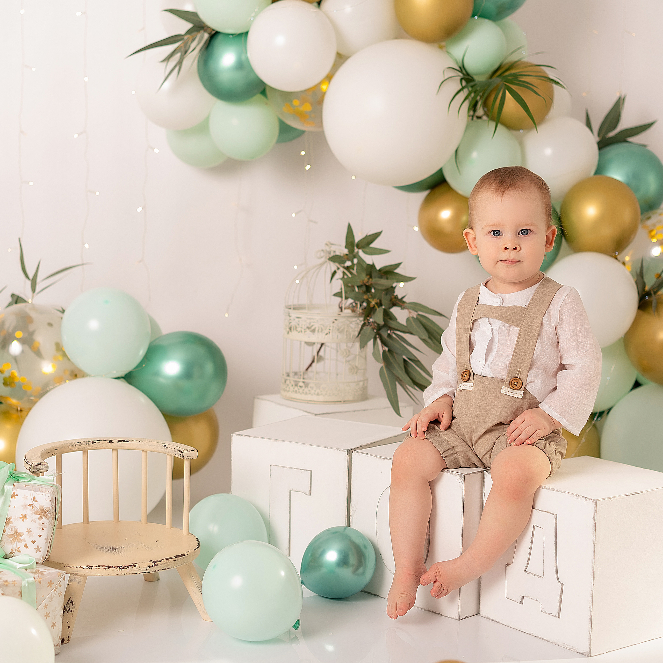 Первый годик Артёмке