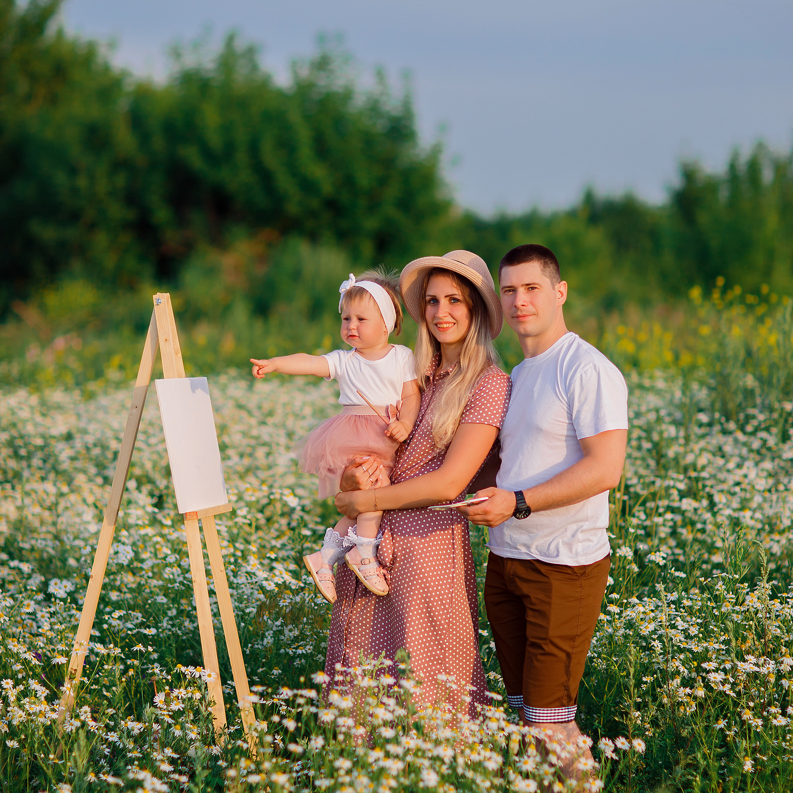 Семья Миланы, ромашки