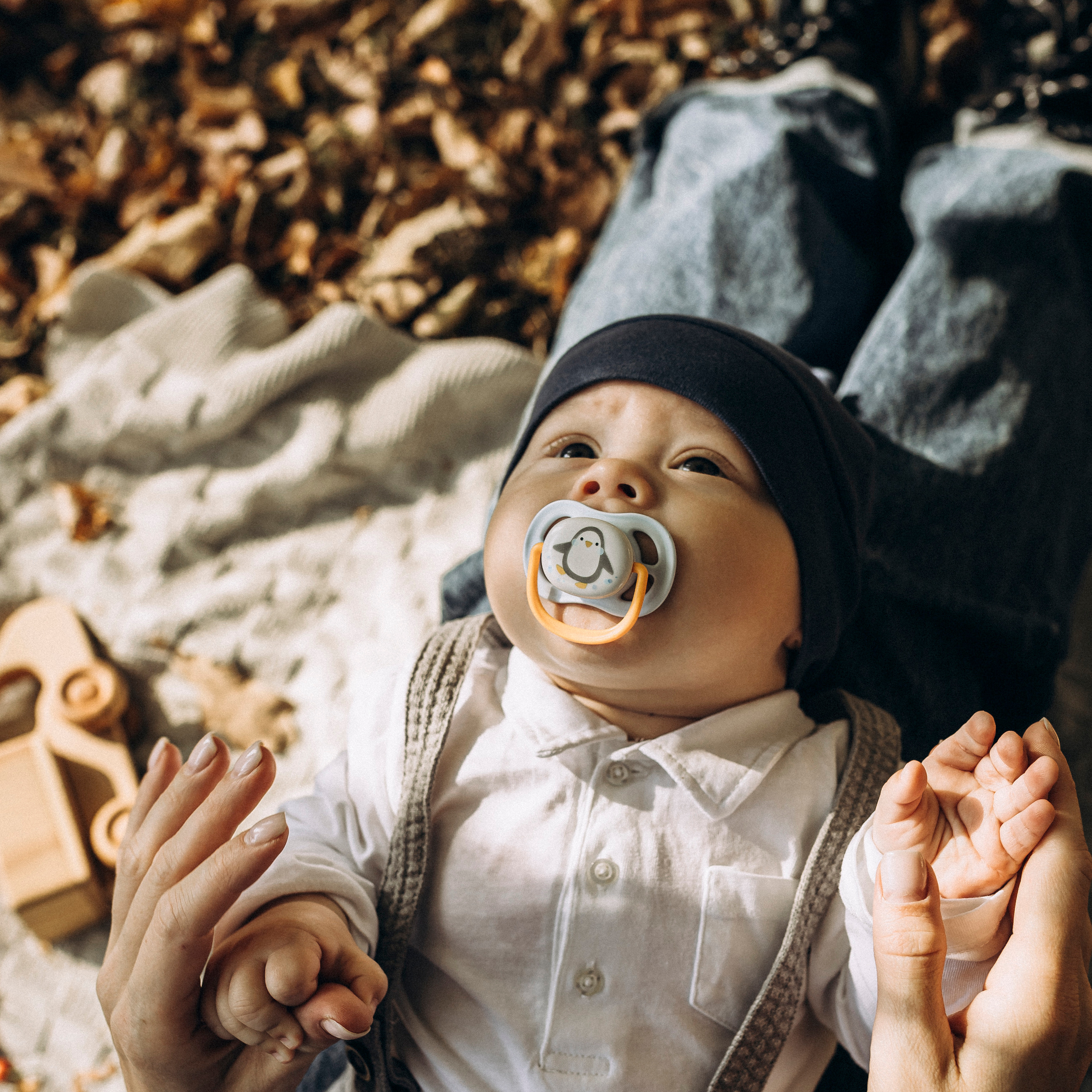 Прогулка в парке для малыша Яши