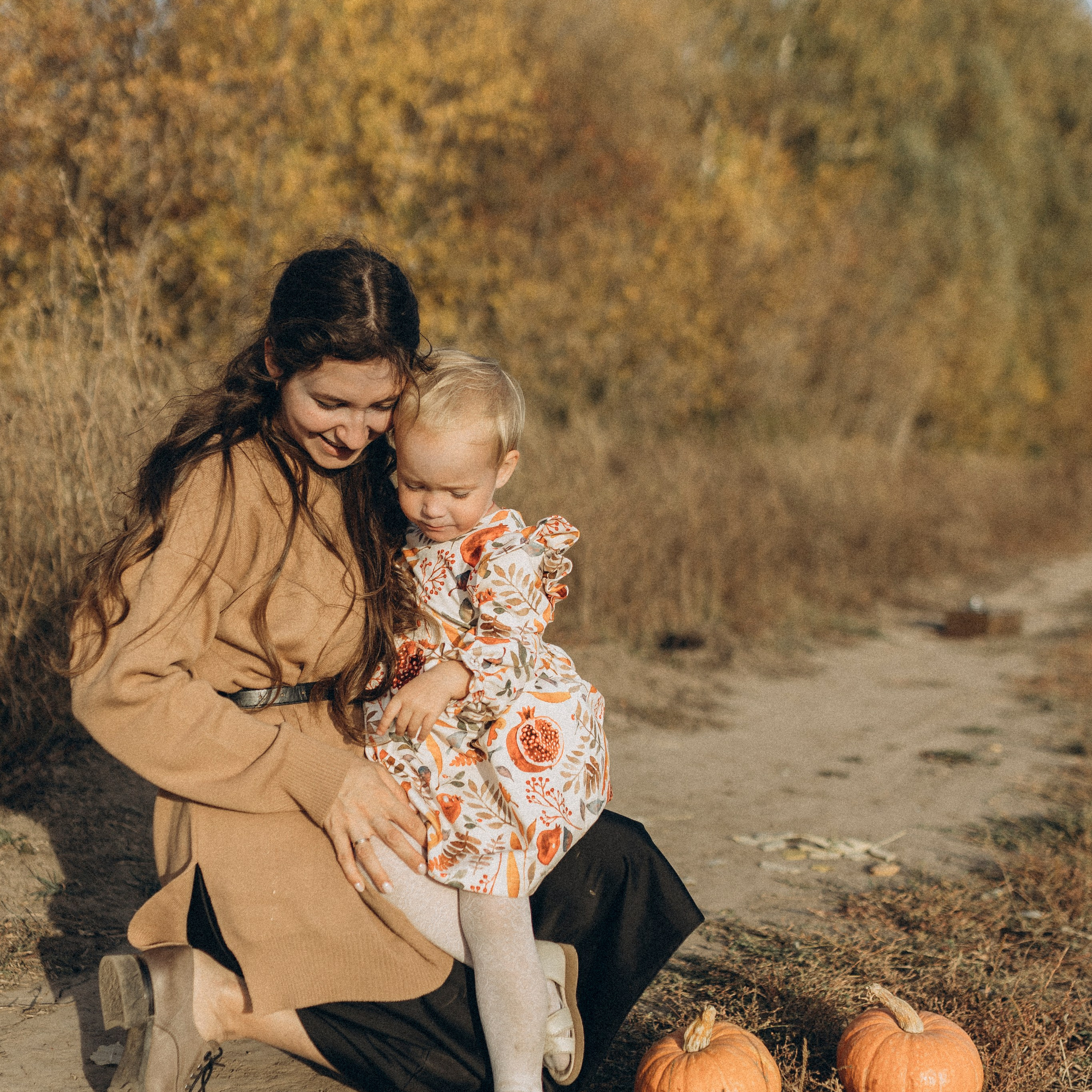 Осенняя прогулка для мамы и детей