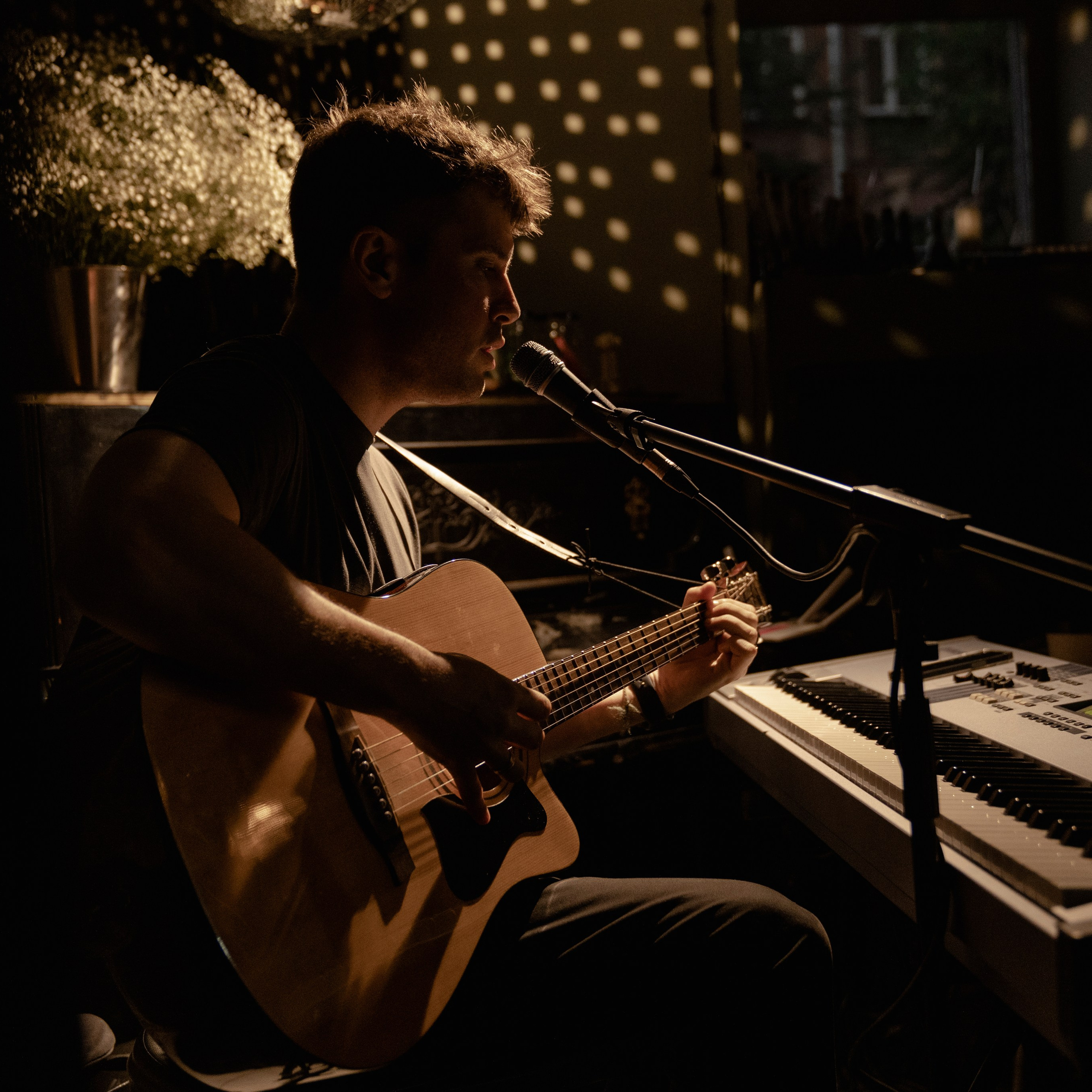 Pavel Artemiev (Artemiev Band). Cabaret SHUM