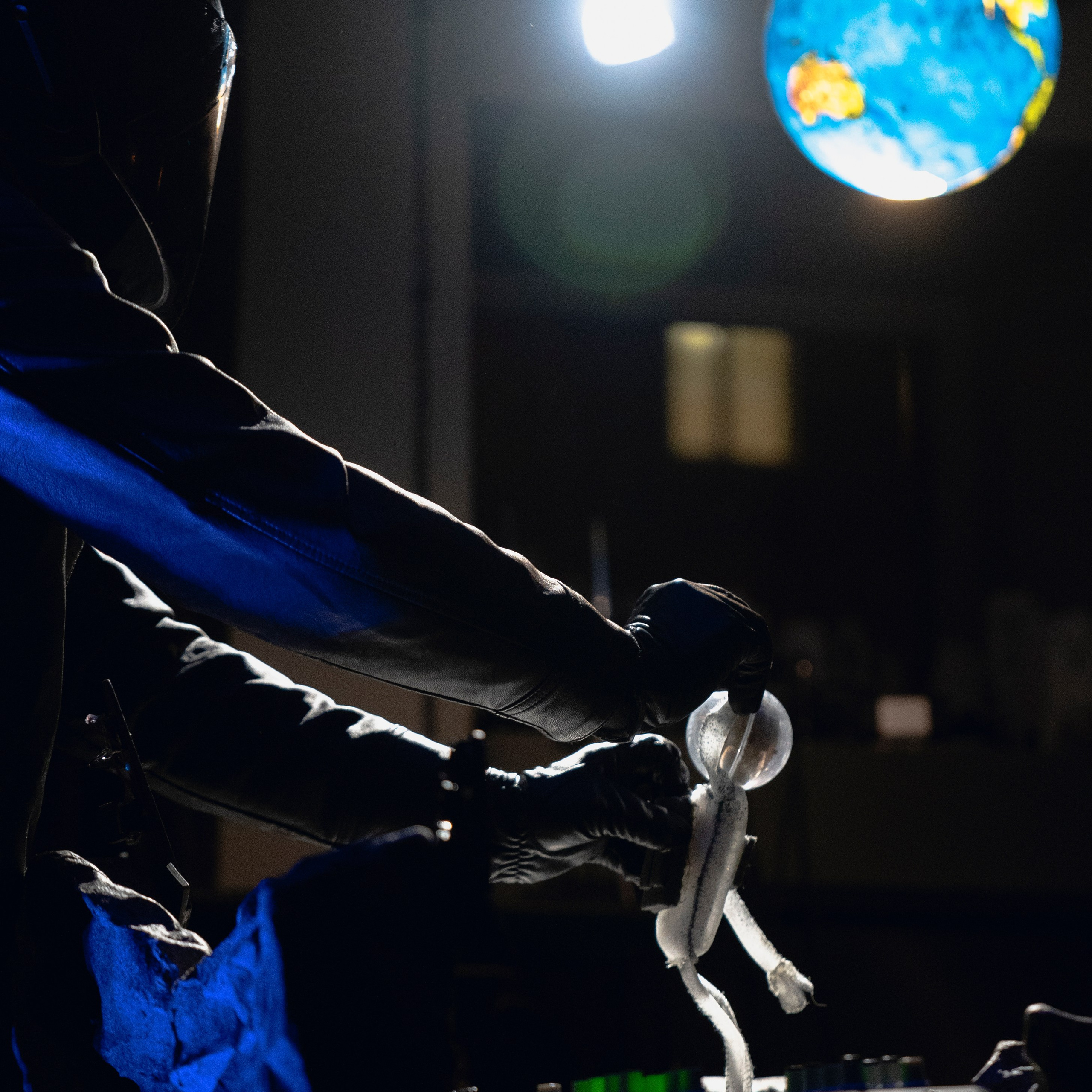 SINGLE. Режиссер и художник Алена Волкова (dir. Alena Volkova)