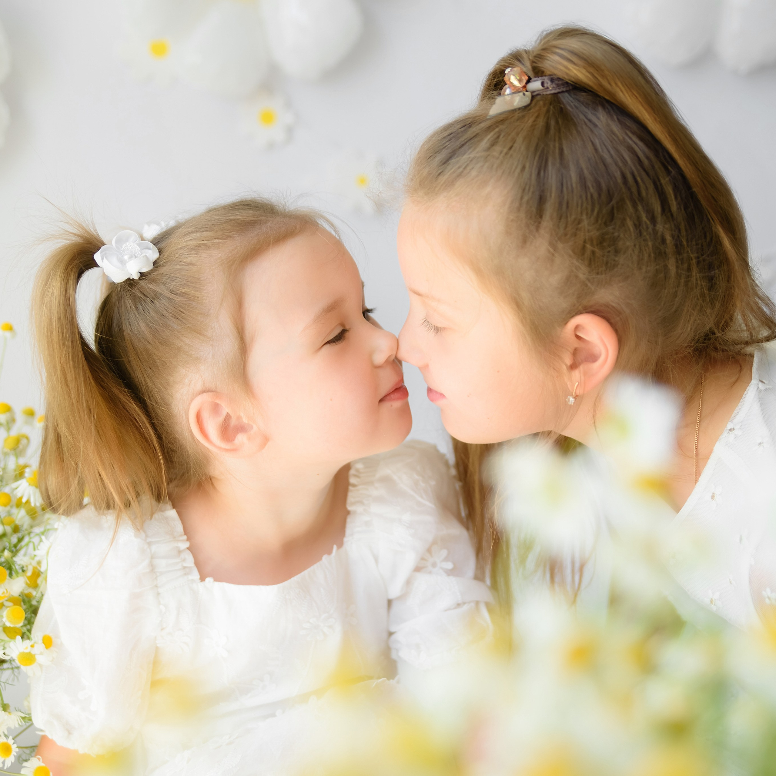 Фотопроект «Ромашки» Аня и Даша