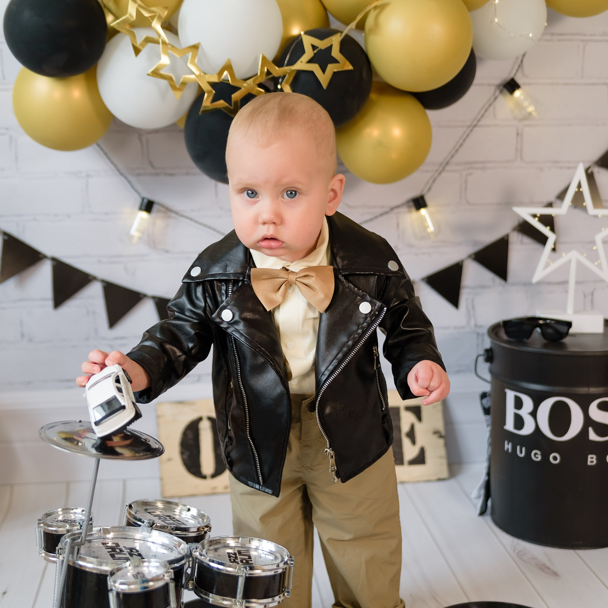 Детская фотосессия «Гранжевый шик» Коля 1 годик