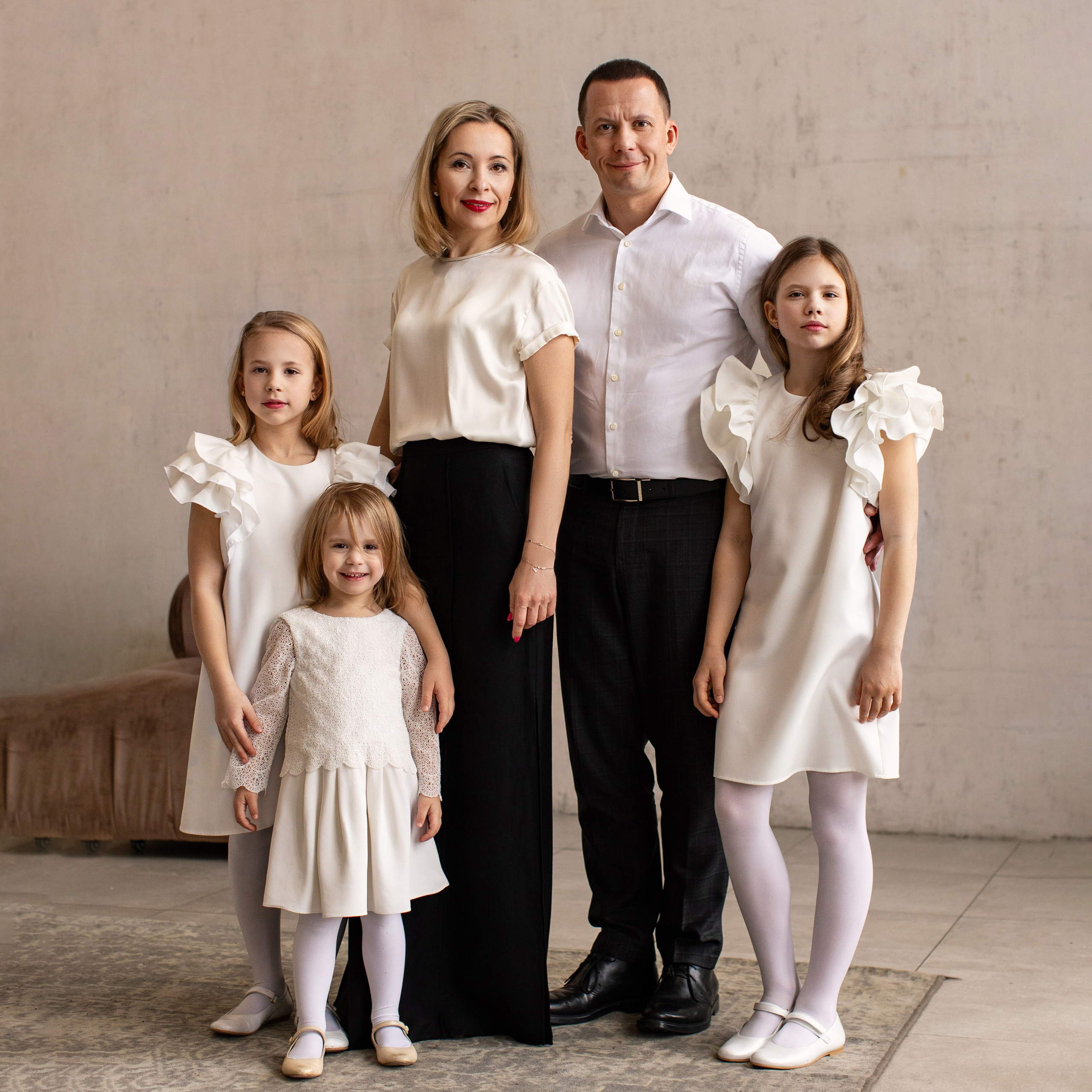 Семейная в интерьерной студии