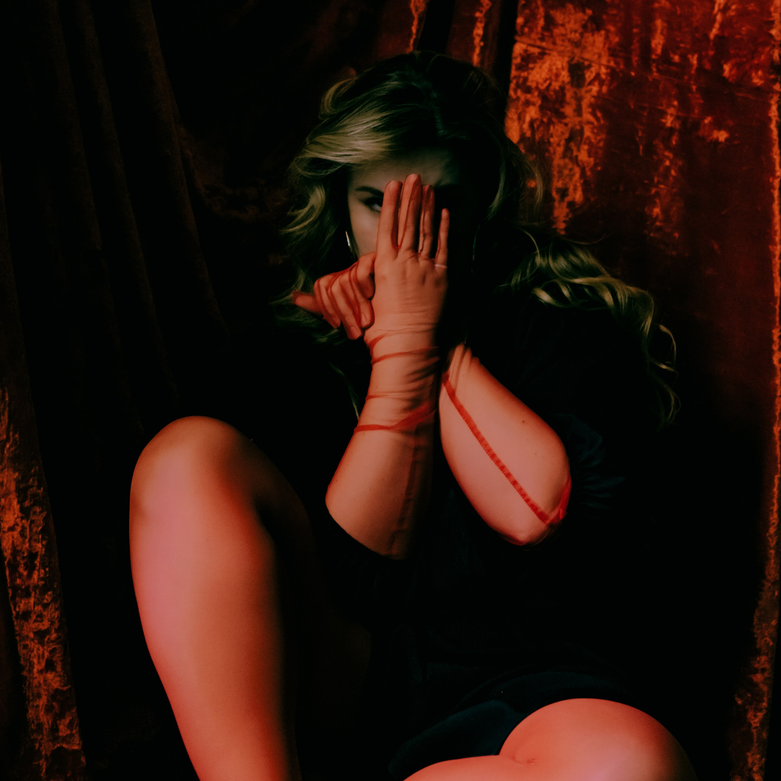 ОДИНОКИЕ СУЩНОСТИ. Ева Гоцман — фотограф в Кирове. Авторская художественная и концептуальная фотография