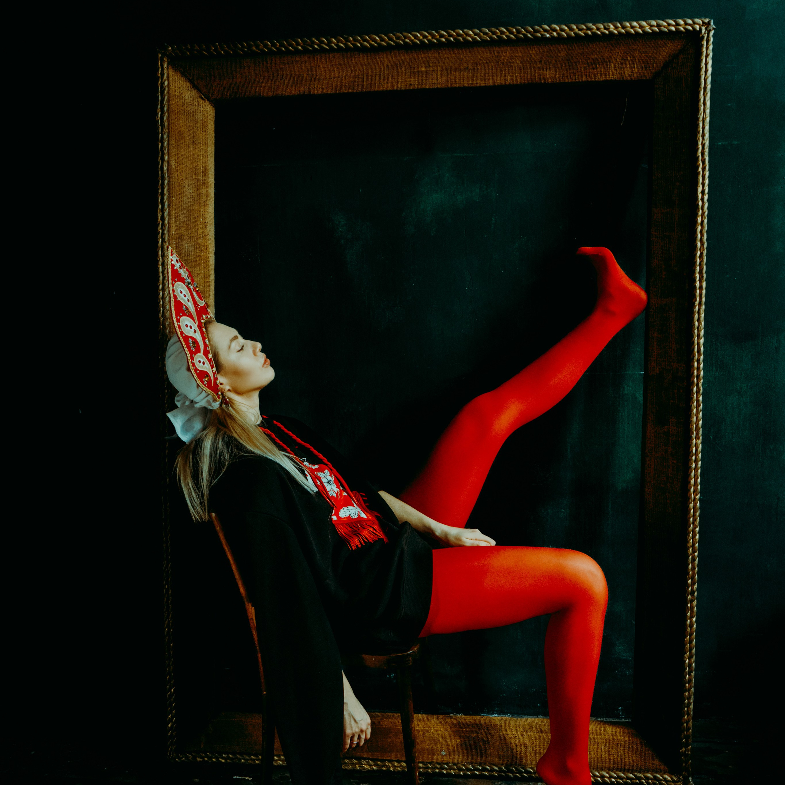 ОДИНОКИЕ СУЩНОСТИ. Ева Гоцман — фотограф в Кирове. Авторская художественная и концептуальная фотография