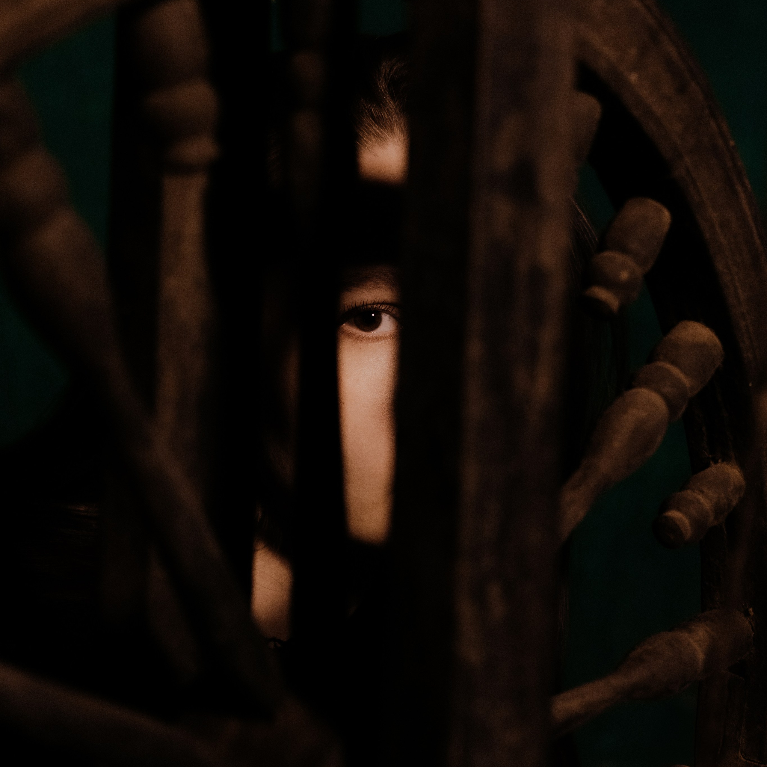 ОДИНОКИЕ СУЩНОСТИ. Ева Гоцман — фотограф в Кирове. Авторская художественная и концептуальная фотография