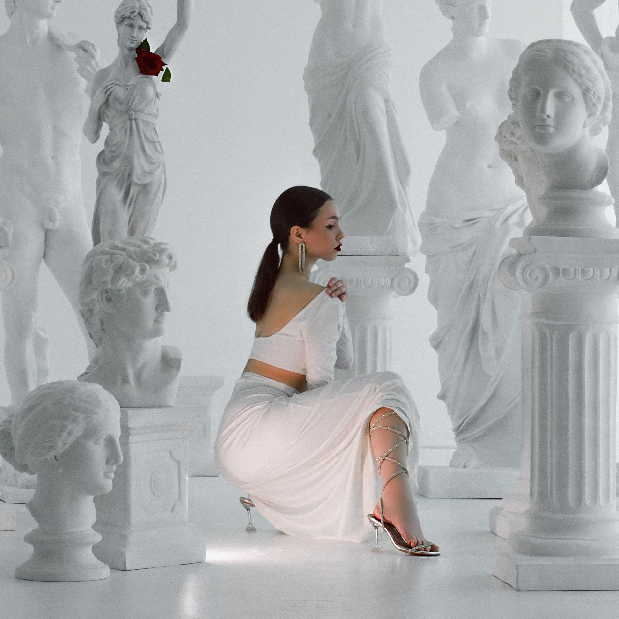 Божественная Илона